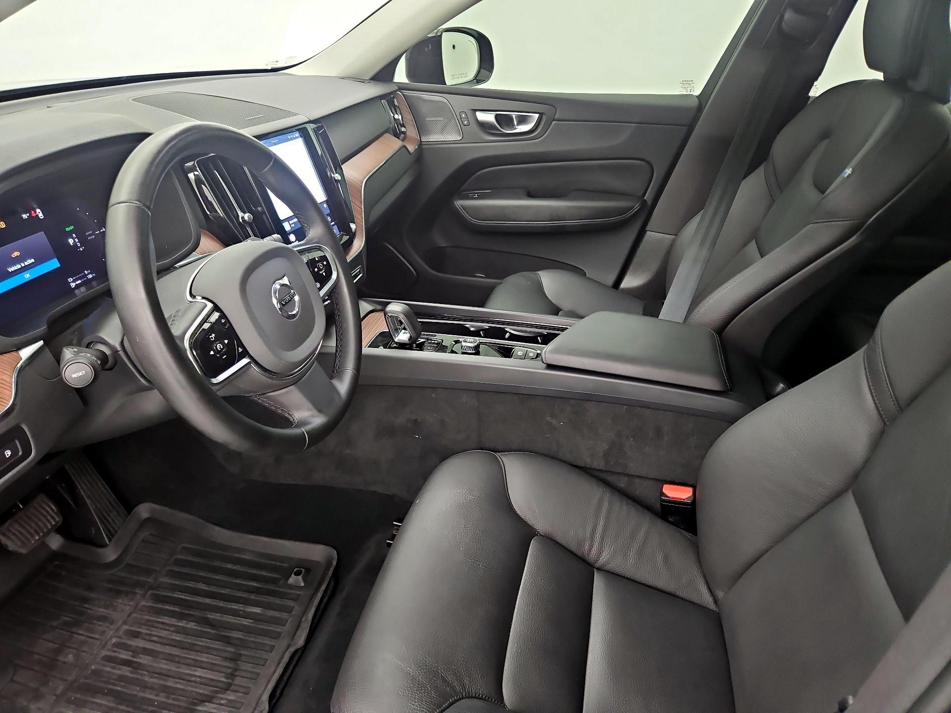 Thumbnail: 2024 Volvo XC60 - 11