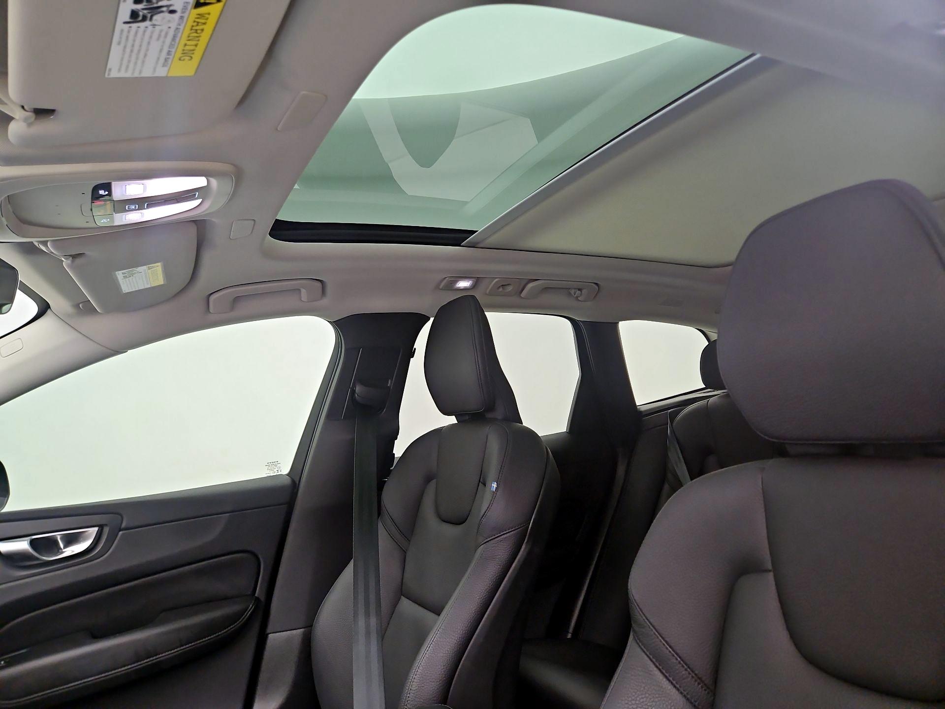 Thumbnail: 2024 Volvo XC60 - 20