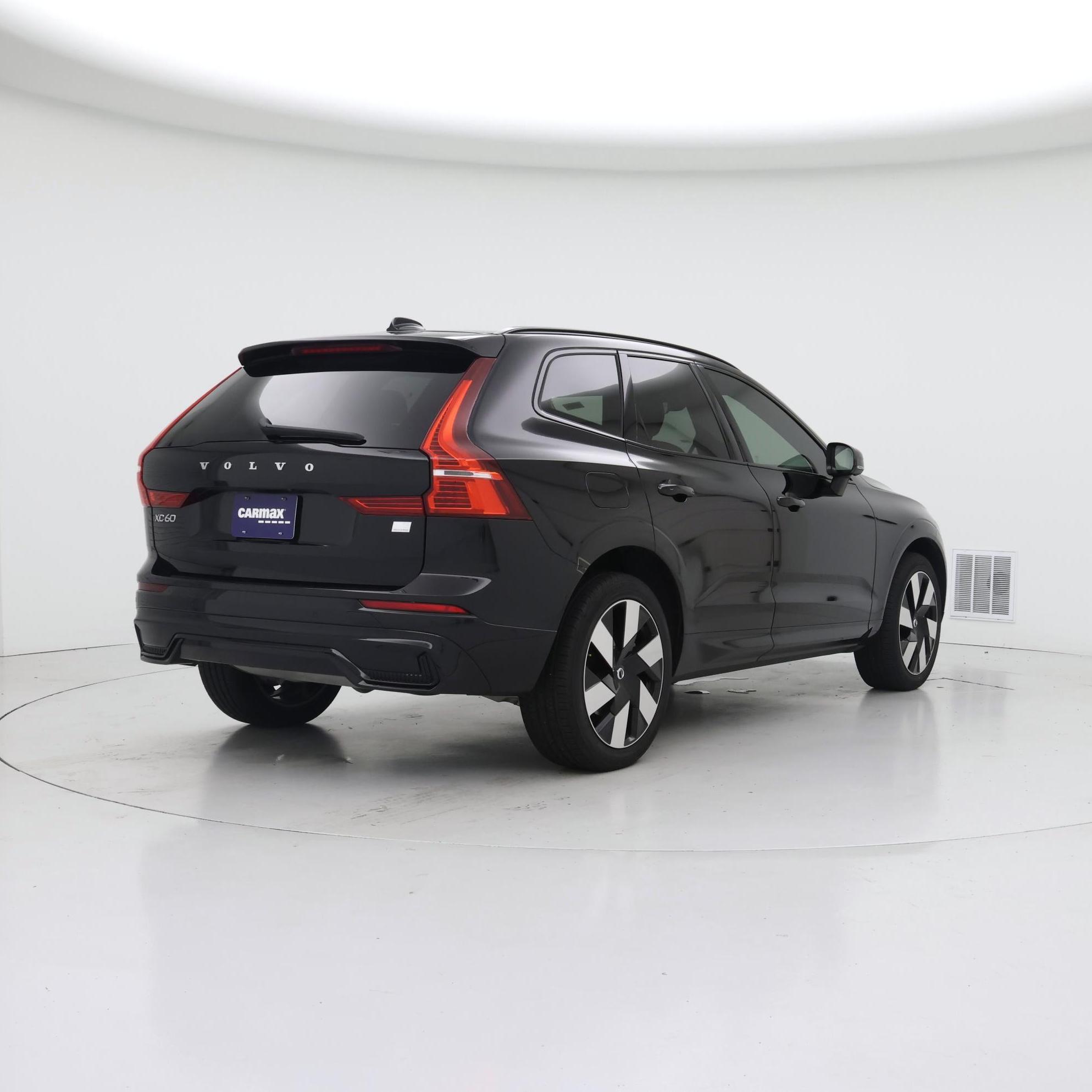 Thumbnail: 2024 Volvo XC60 - 8
