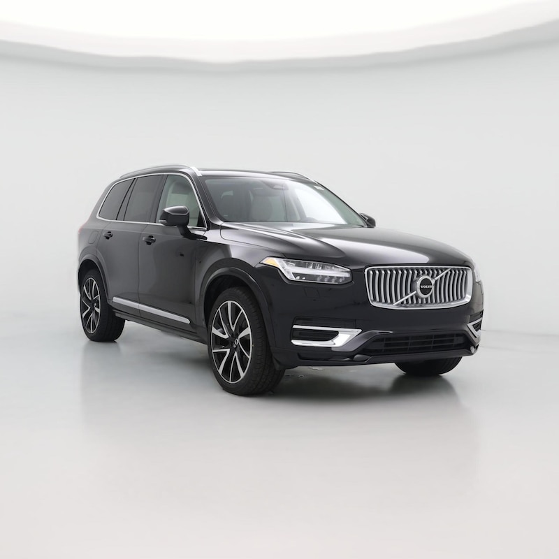 2023 Volvo XC90 B5 Plus