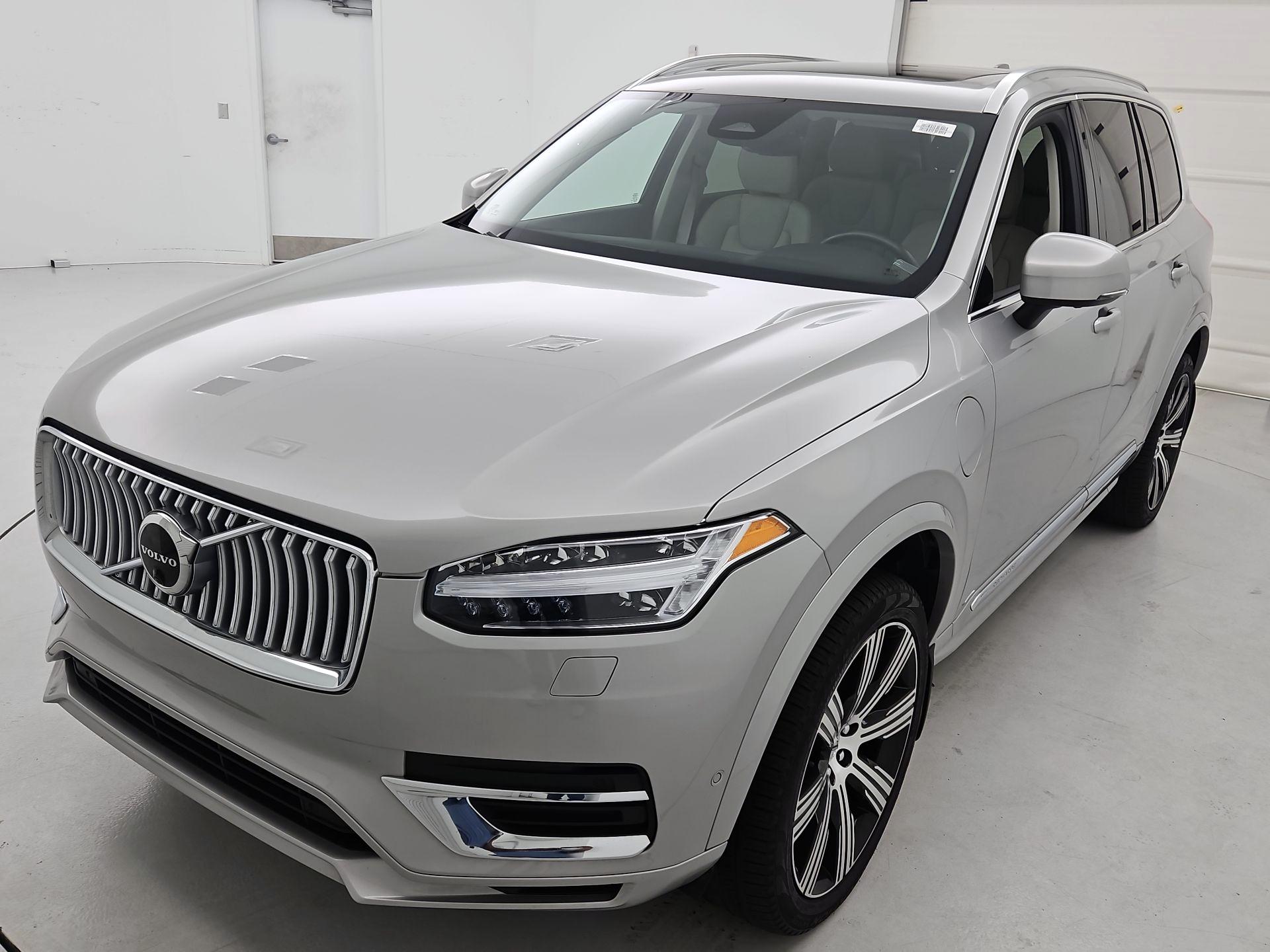 Thumbnail: 2023 Volvo XC90 - 3