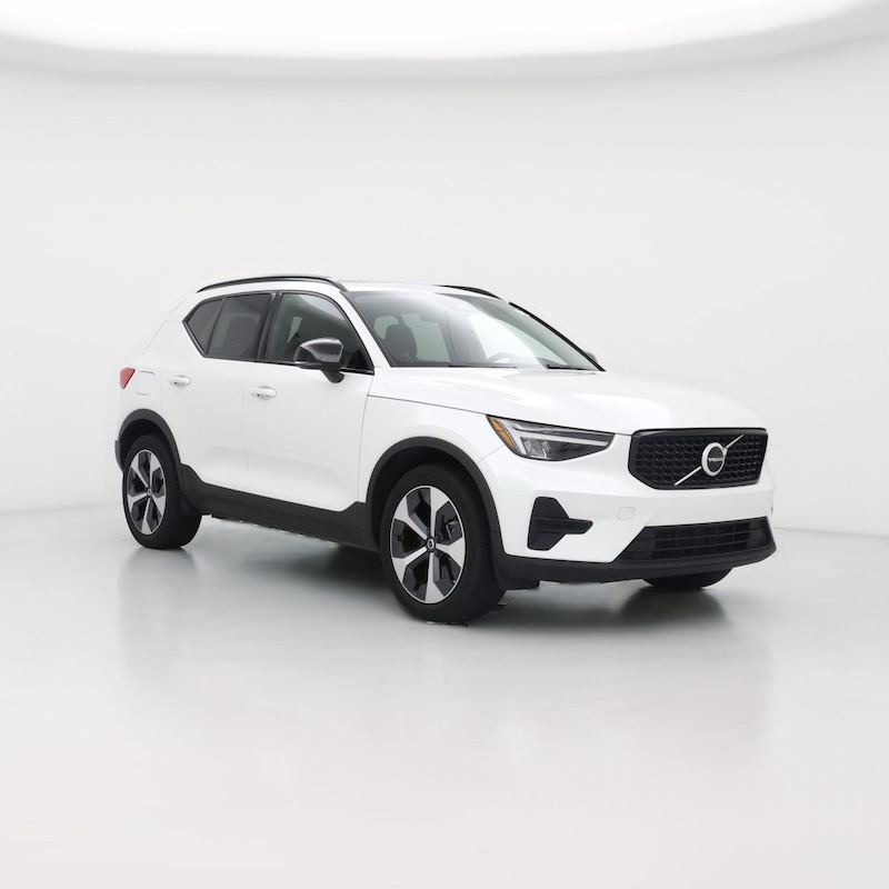 2024 Volvo XC40 B5 Core Bright Theme
