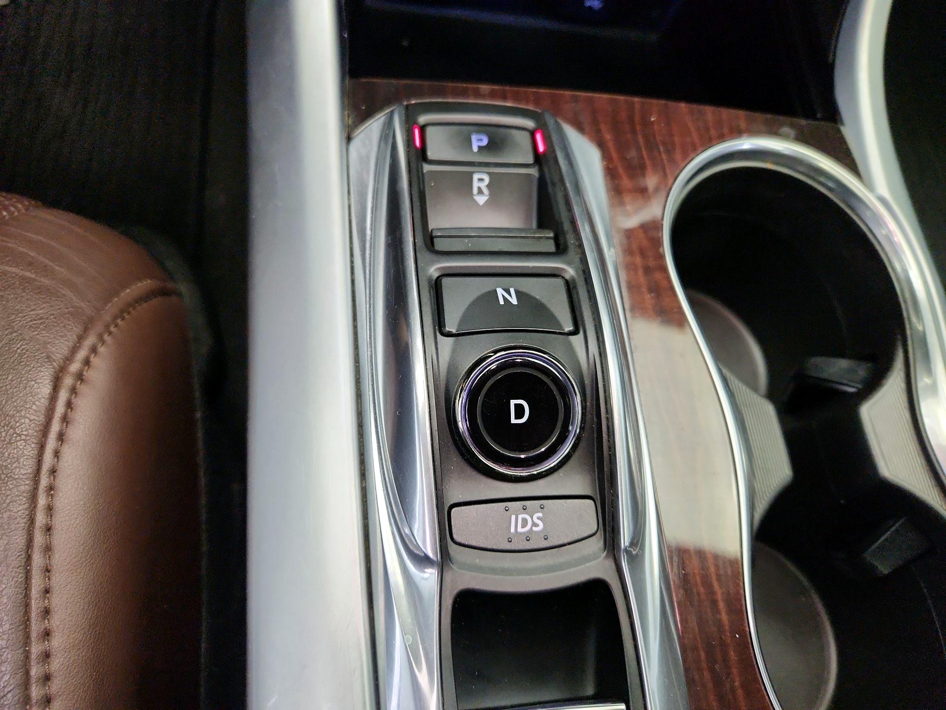 Thumbnail: 2016 Acura TLX - 18