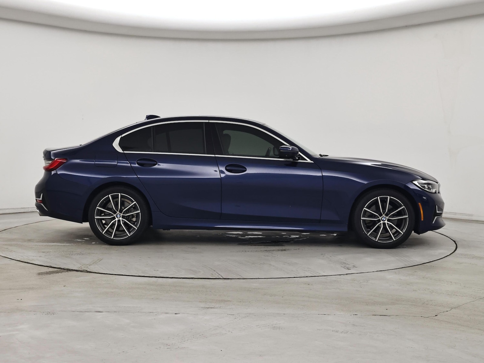 2020 BMW 3 Series 330i - Photo 8