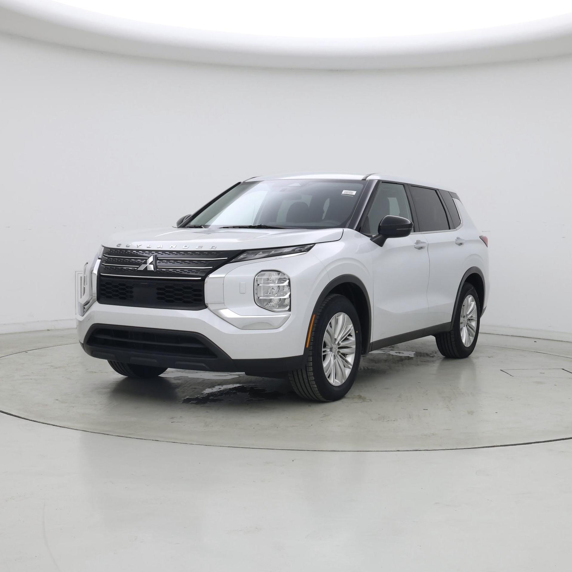Thumbnail: 2022 Mitsubishi Outlander - 4
