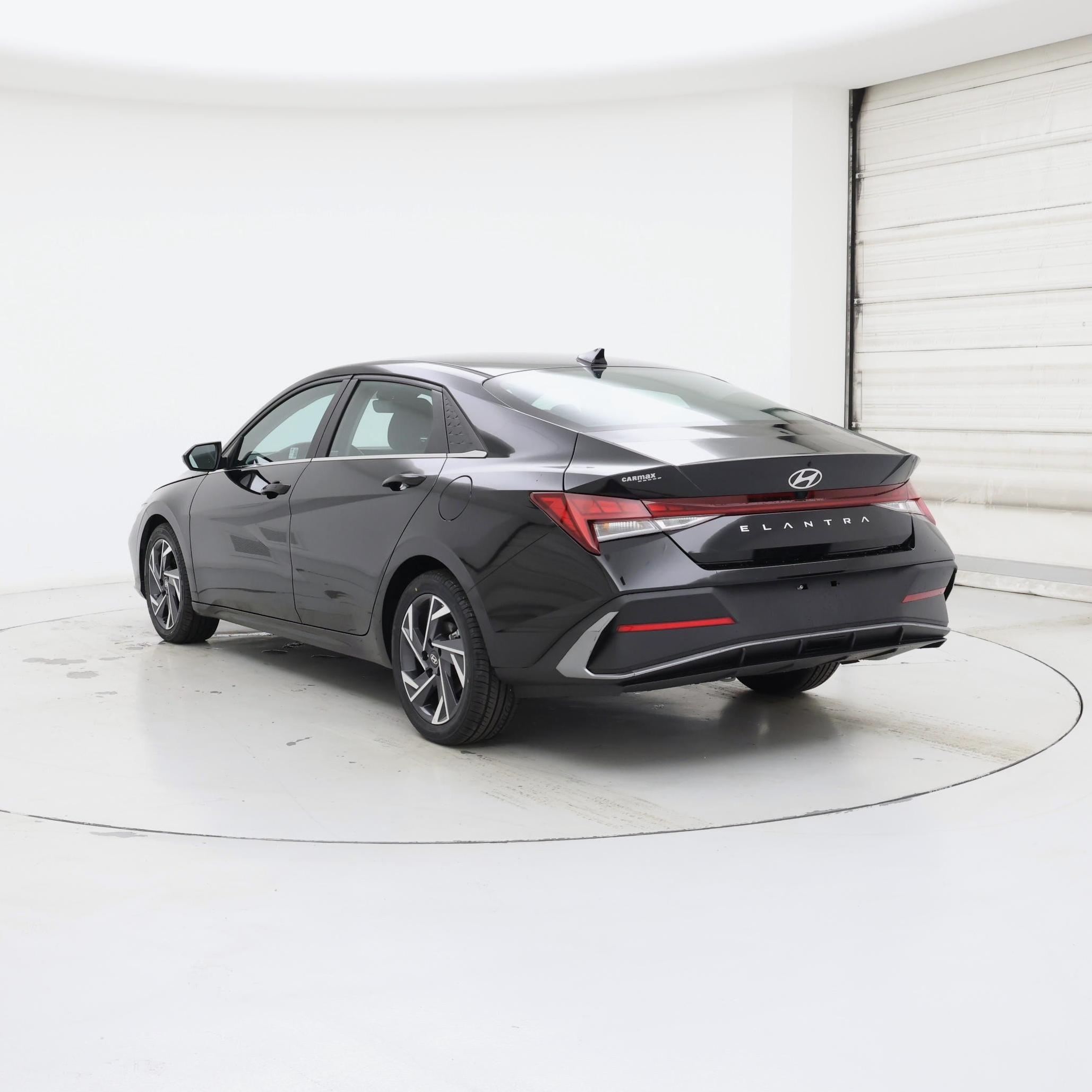 Thumbnail: 2024 Hyundai Elantra - 2