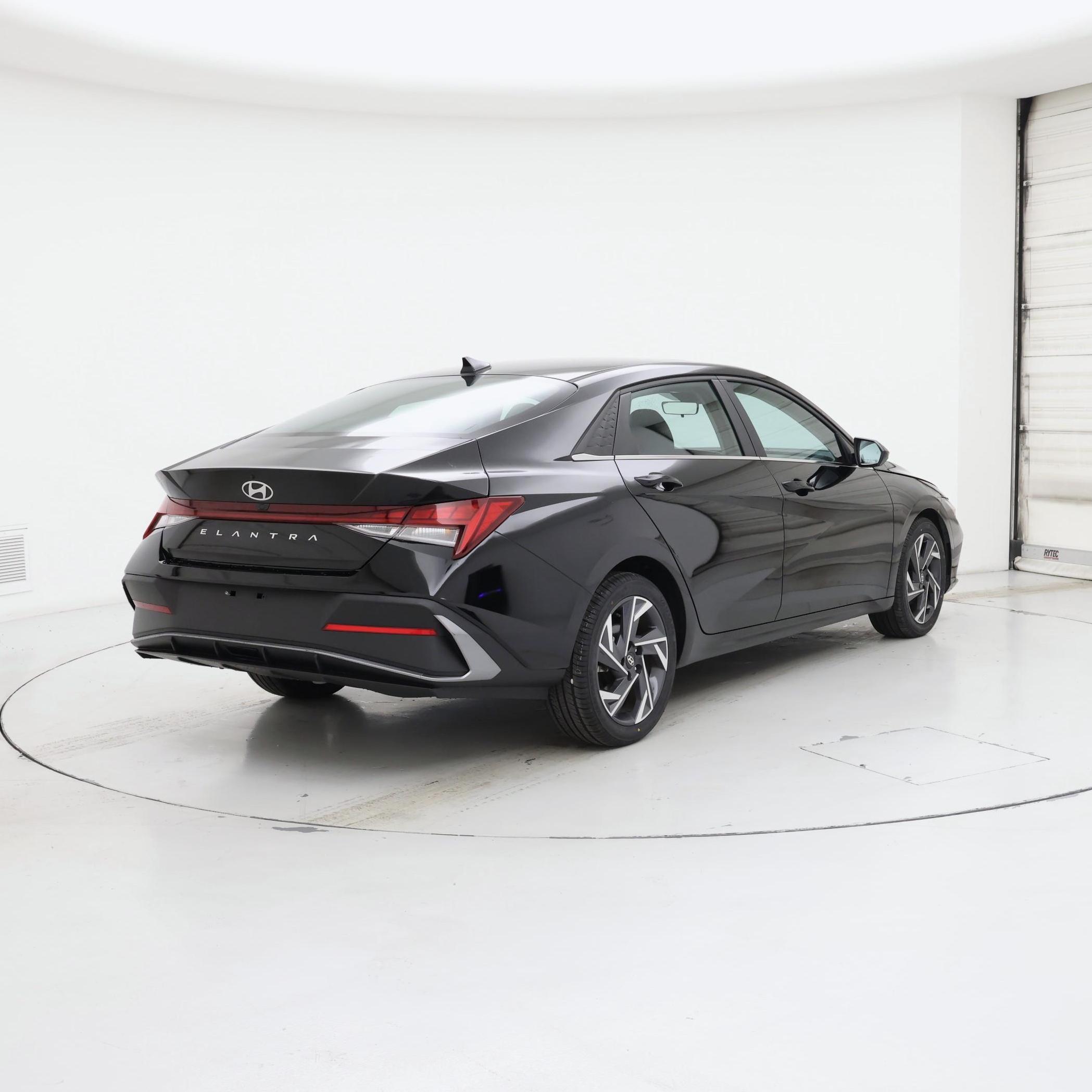 Thumbnail: 2024 Hyundai Elantra - 8