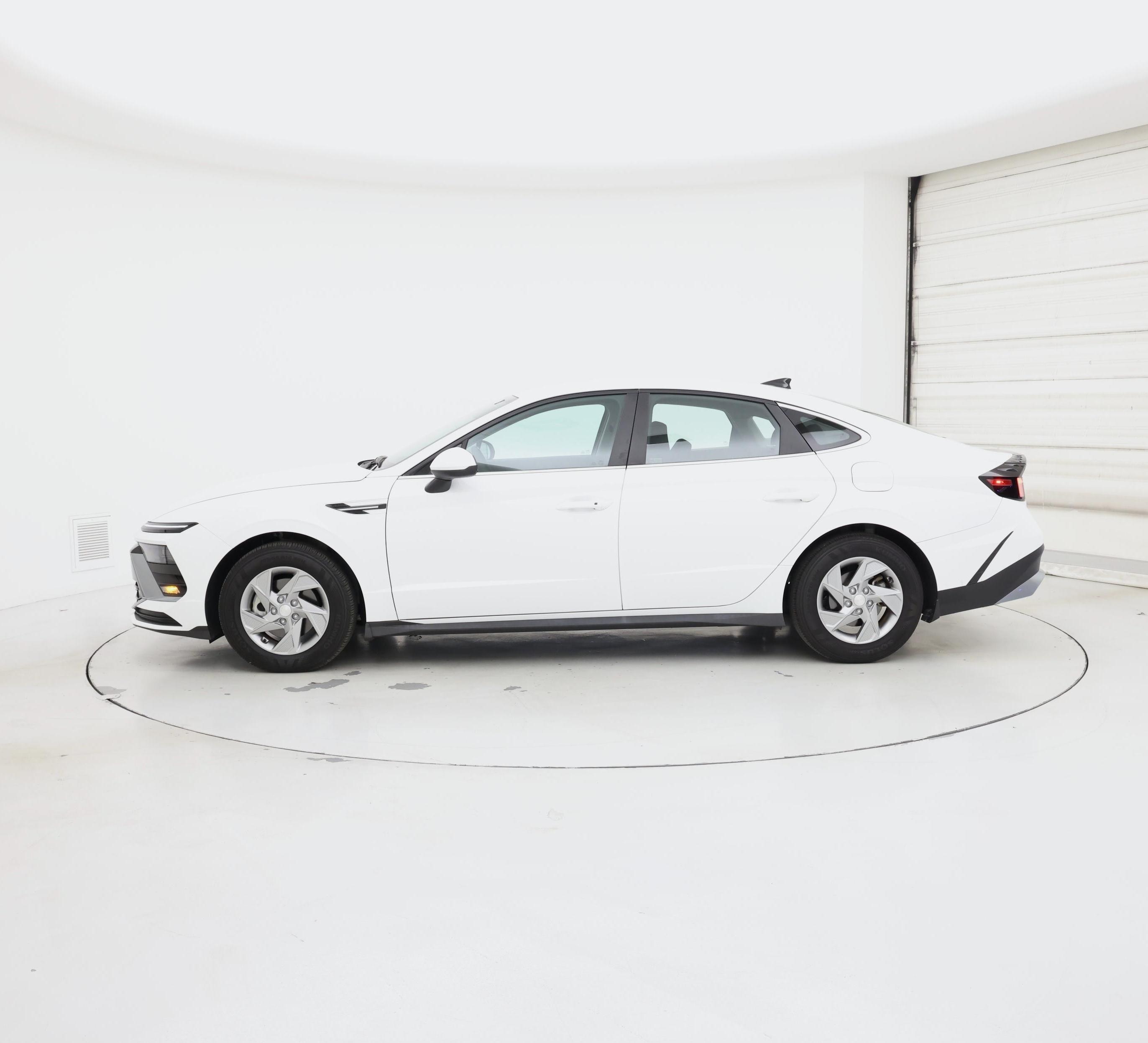 Thumbnail: 2025 Hyundai Sonata - 3