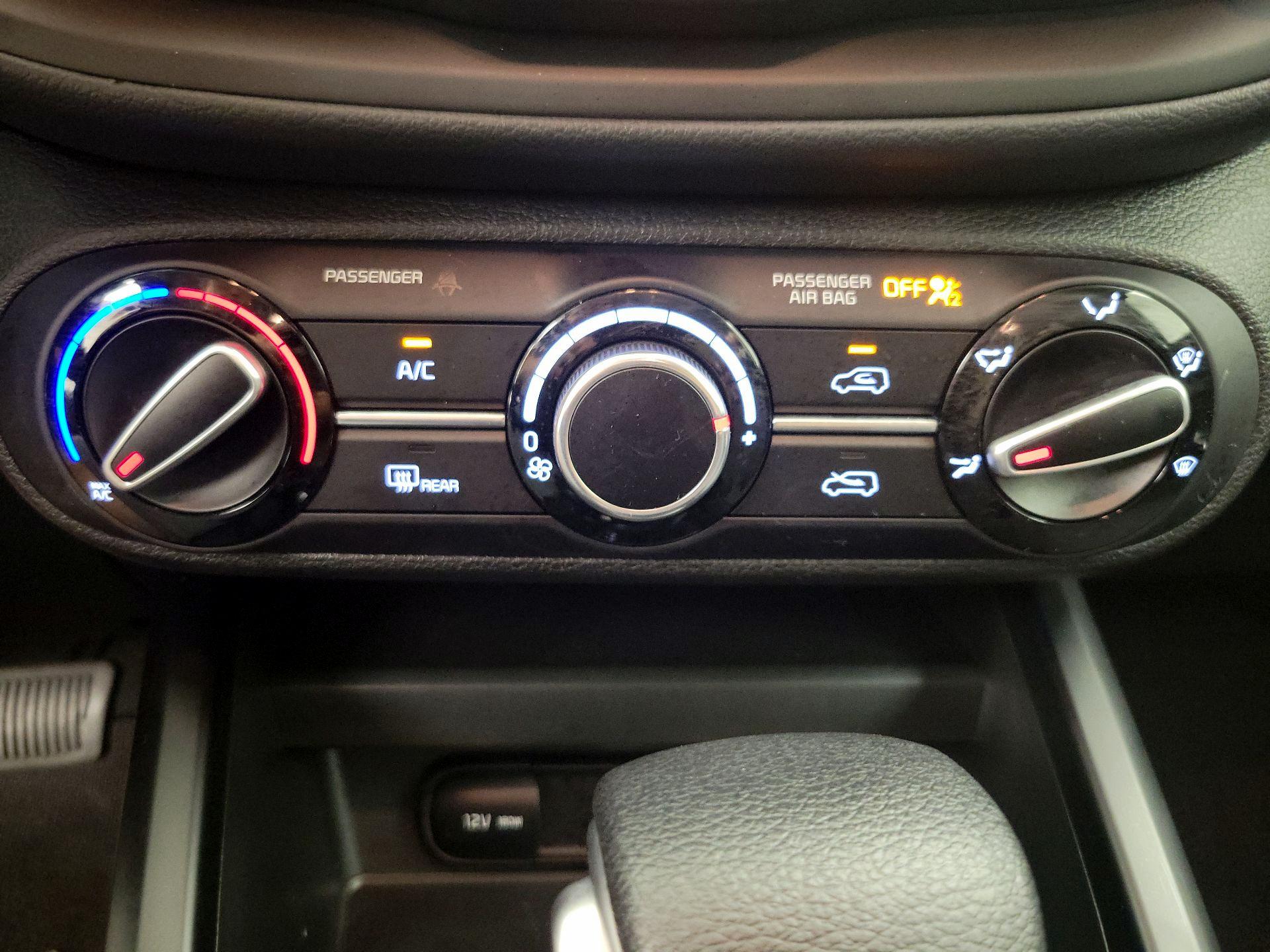 Thumbnail: 2025 Kia Soul - 16