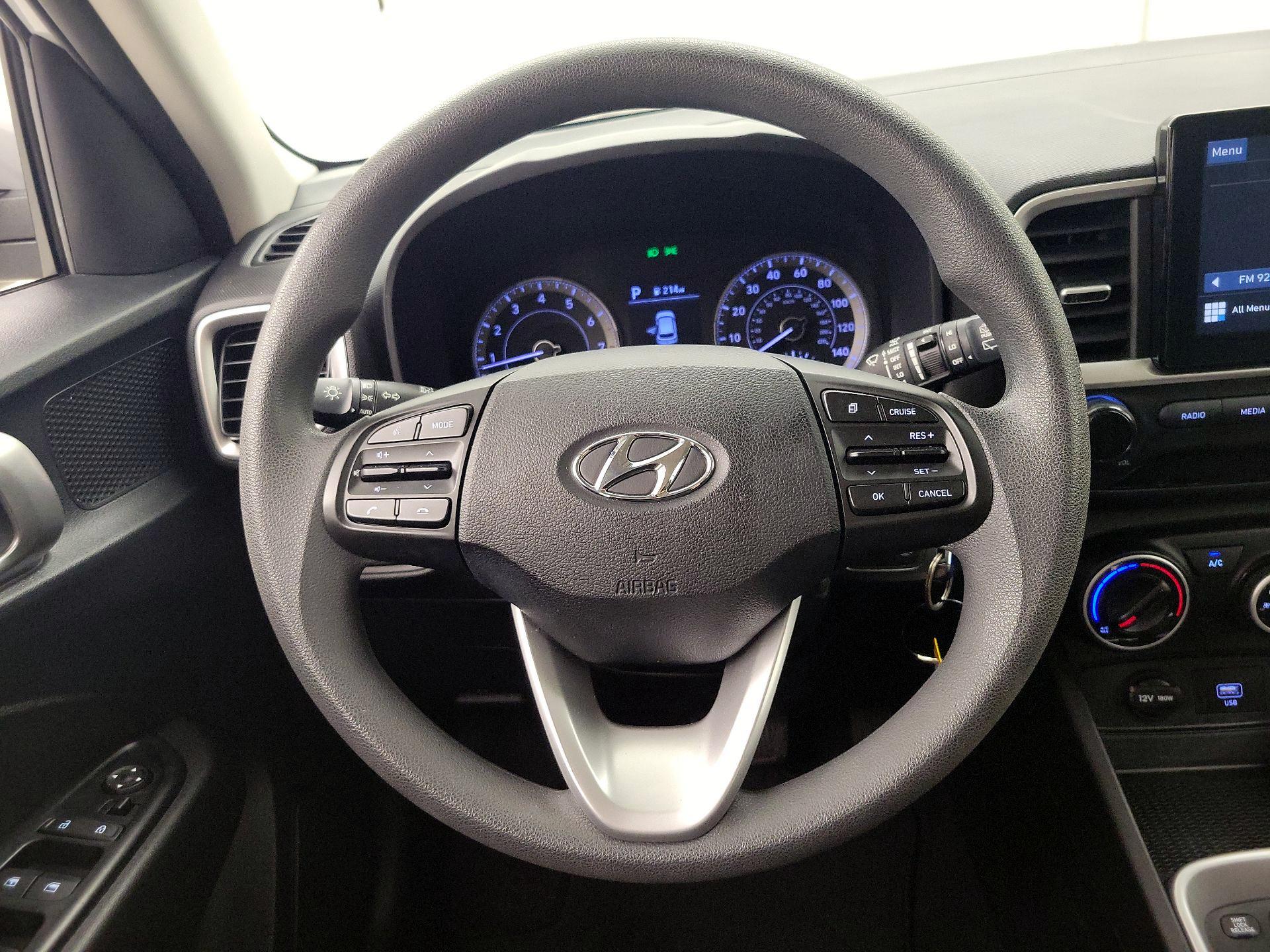 Thumbnail: 2021 Hyundai Venue - 10