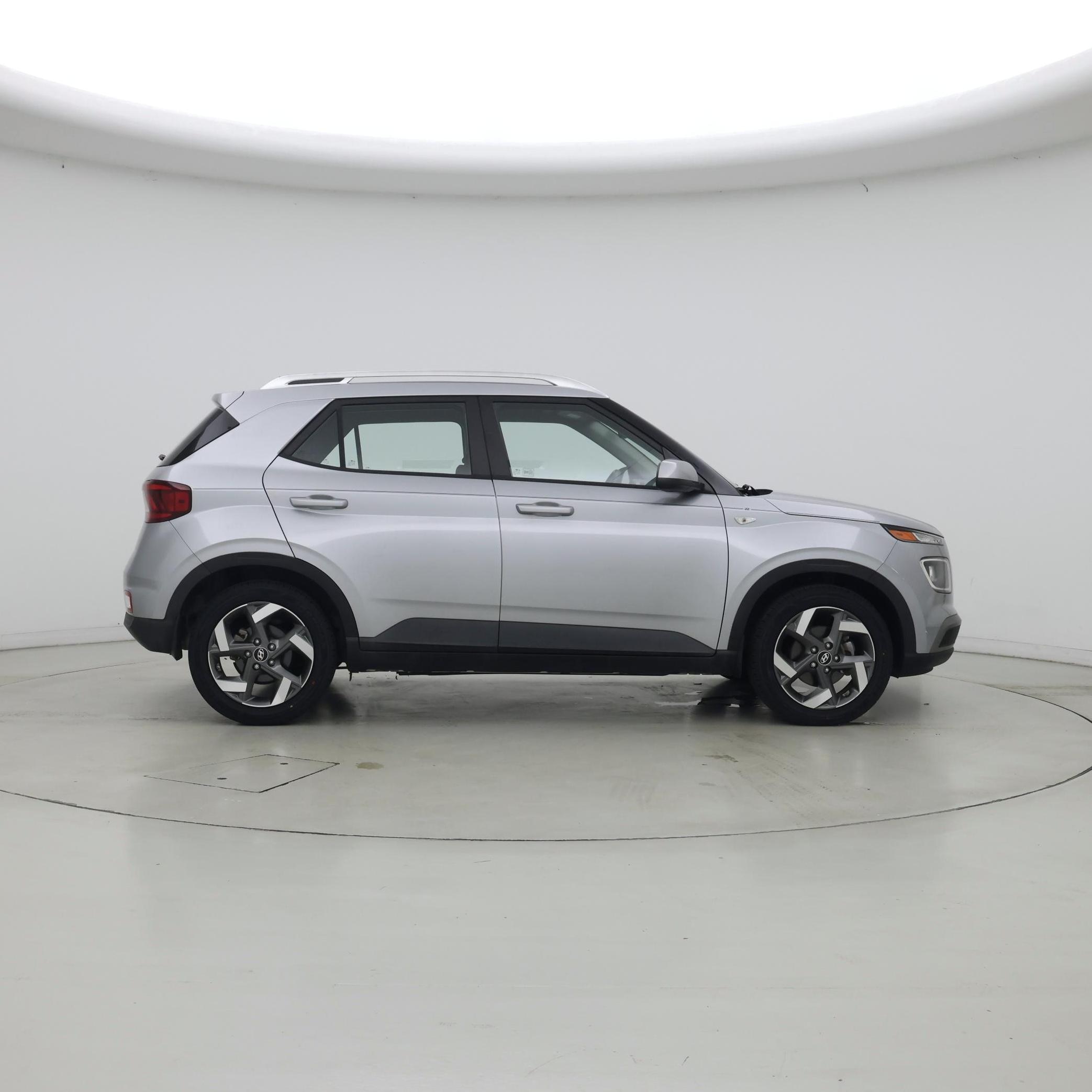 Thumbnail: 2021 Hyundai Venue - 7