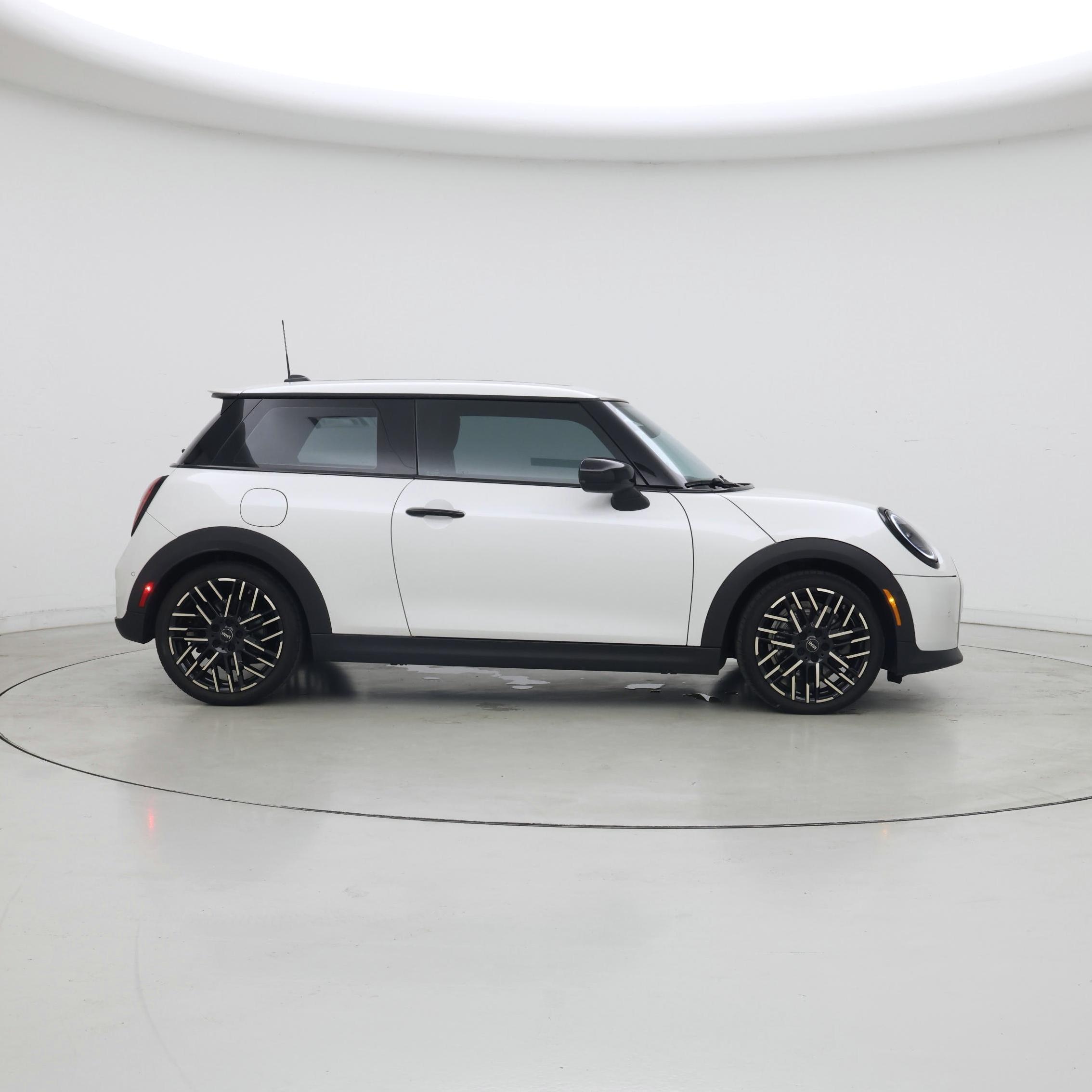 Thumbnail: 2025 MINI Cooper Hardtop - 7