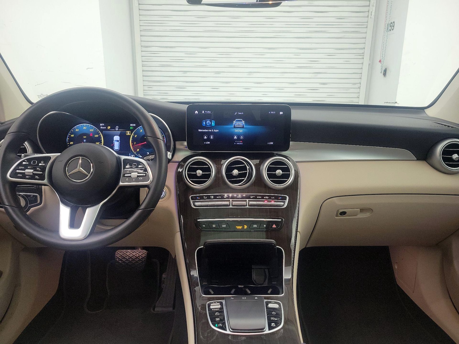 2022 Mercedes-Benz GLC GLC300 - Photo 10