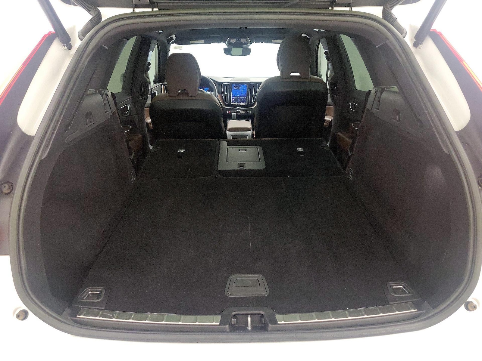 2023 Volvo XC60 Plus - Photo 24