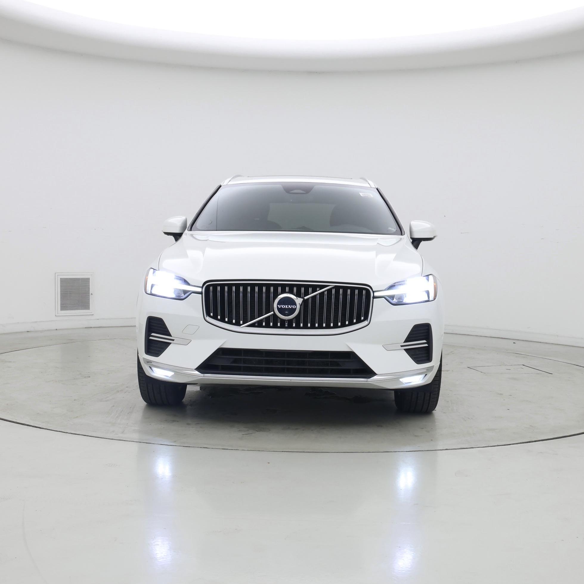 Thumbnail: 2023 Volvo XC60 - 5