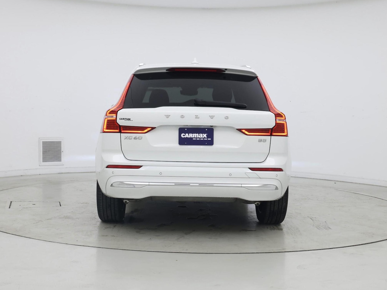 2023 Volvo XC60 Plus - Photo 7