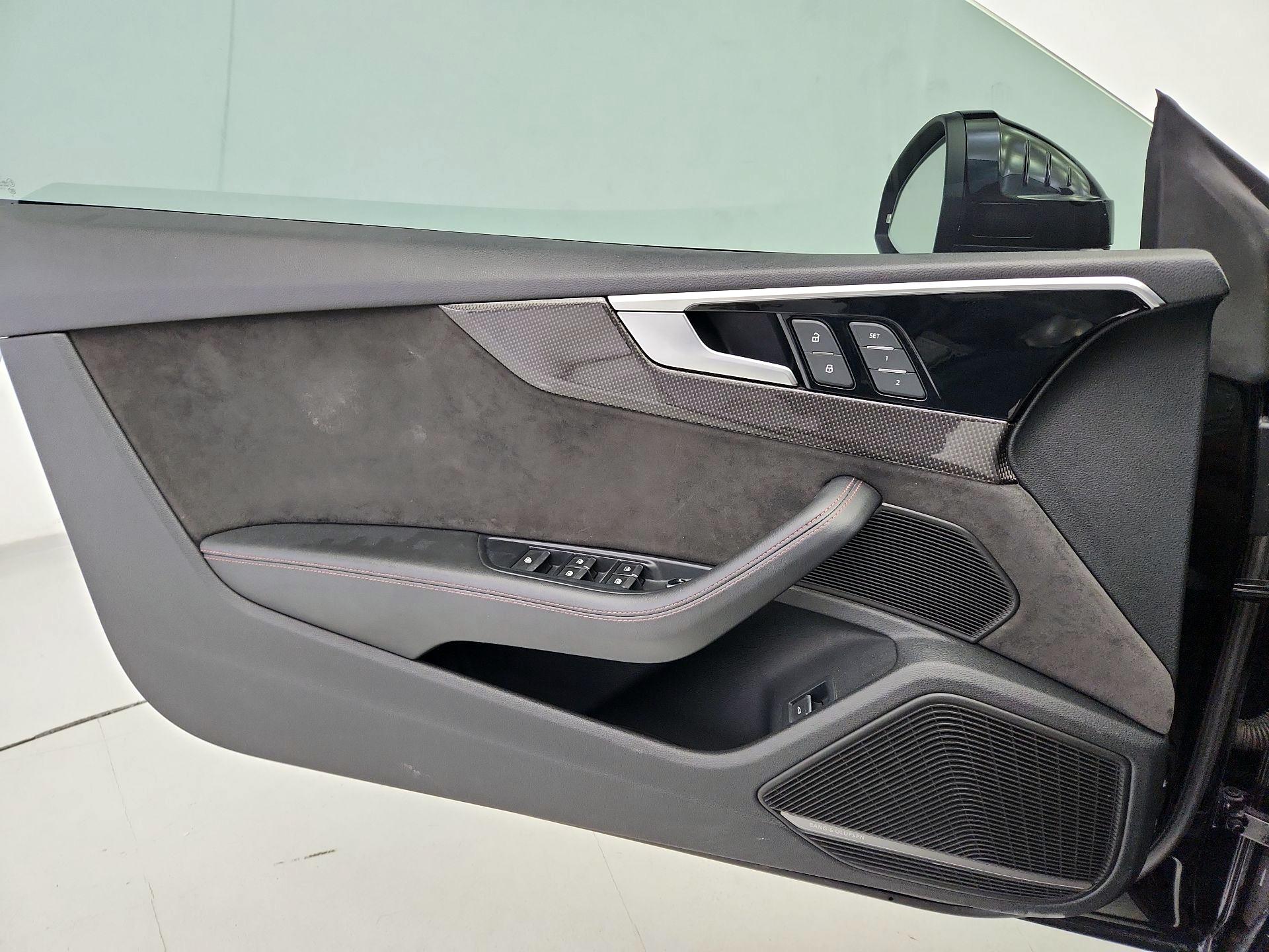 Thumbnail: 2021 Audi S5 - 12