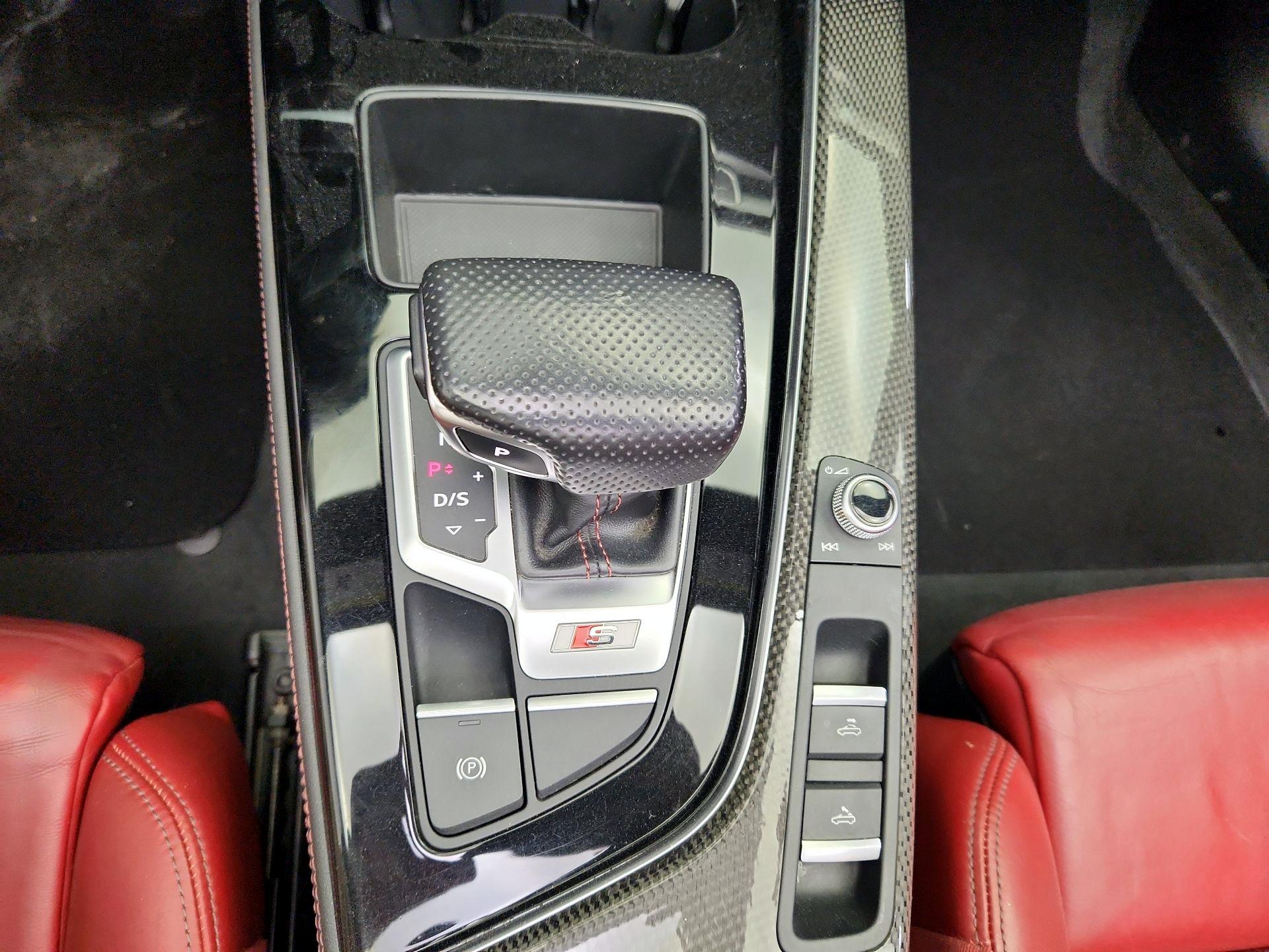Thumbnail: 2021 Audi S5 - 18