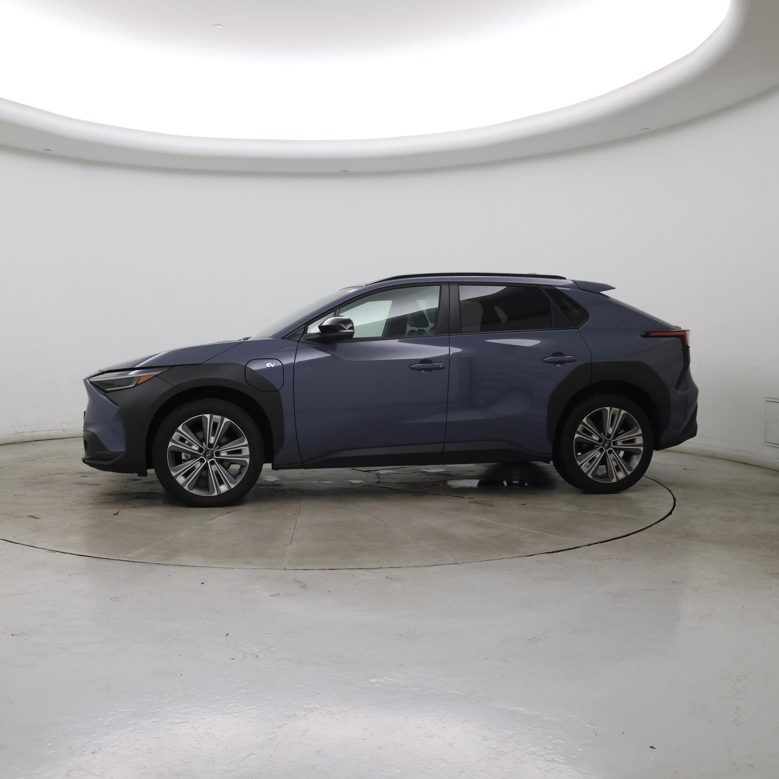 Thumbnail: 2025 Subaru Solterra - 3