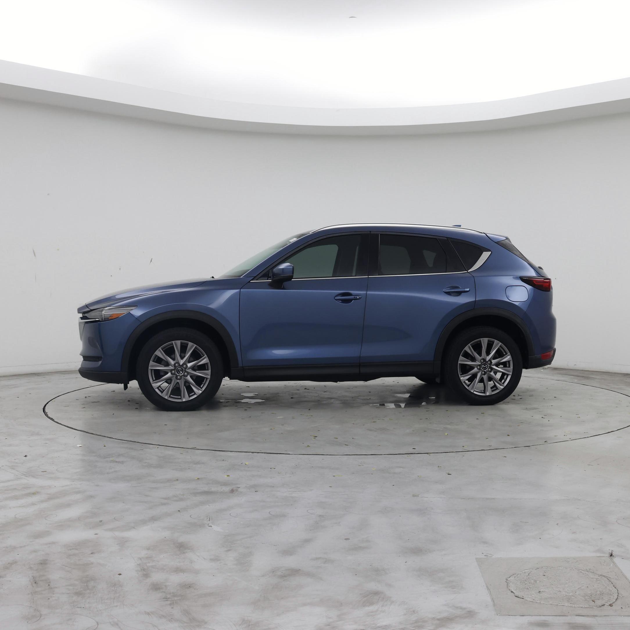 Thumbnail: 2020 Mazda CX-5 - 3