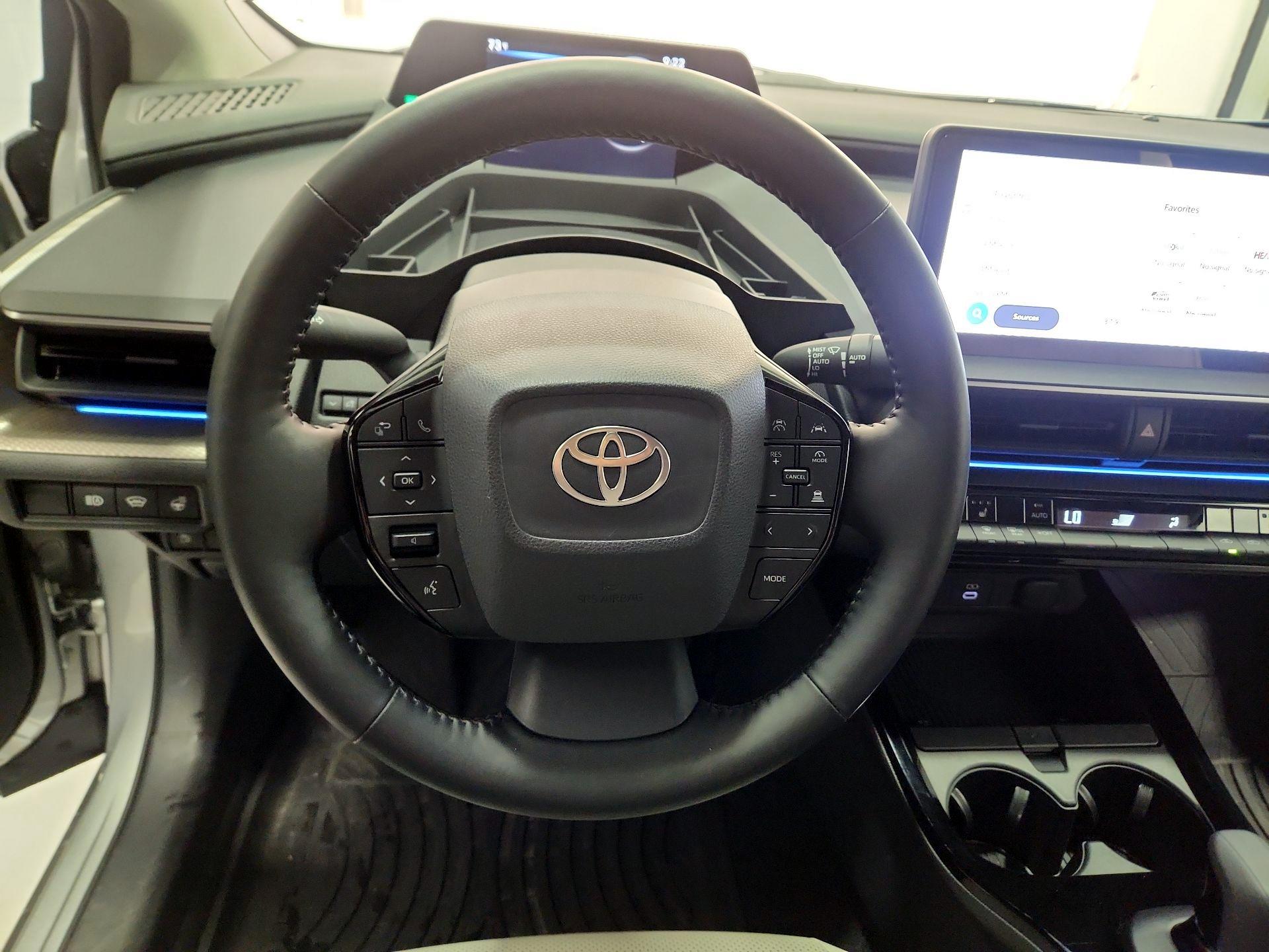 Thumbnail: 2024 Toyota Prius - 10
