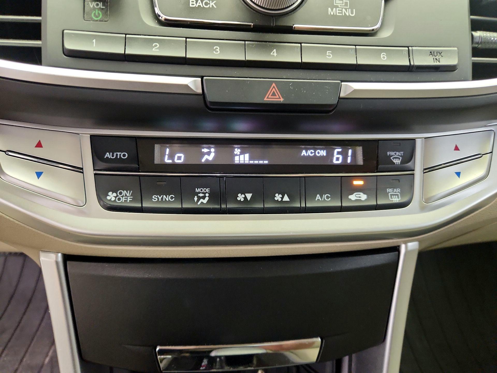 Thumbnail: 2014 Honda Accord - 16