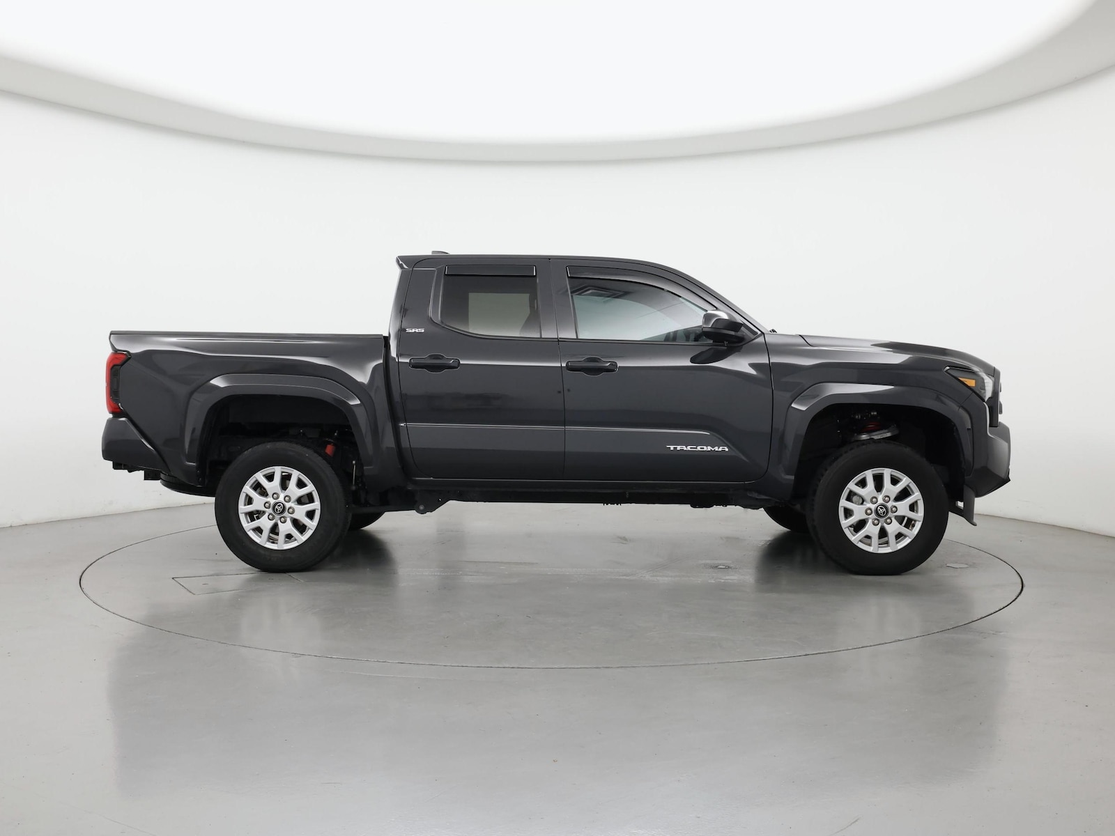2025 Toyota Tacoma SR5 - Photo 8