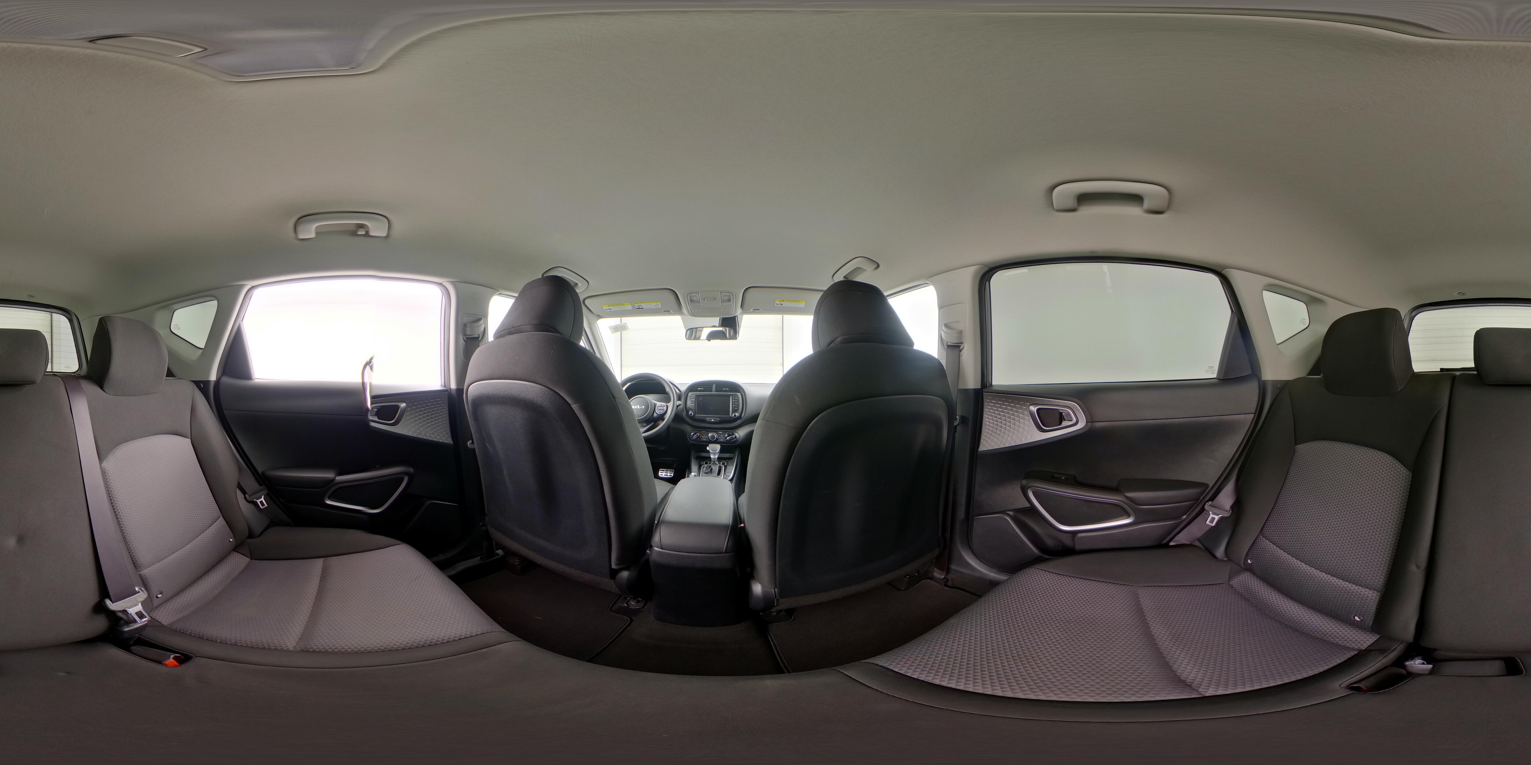 2023 Kia Soul LX - Photo 26