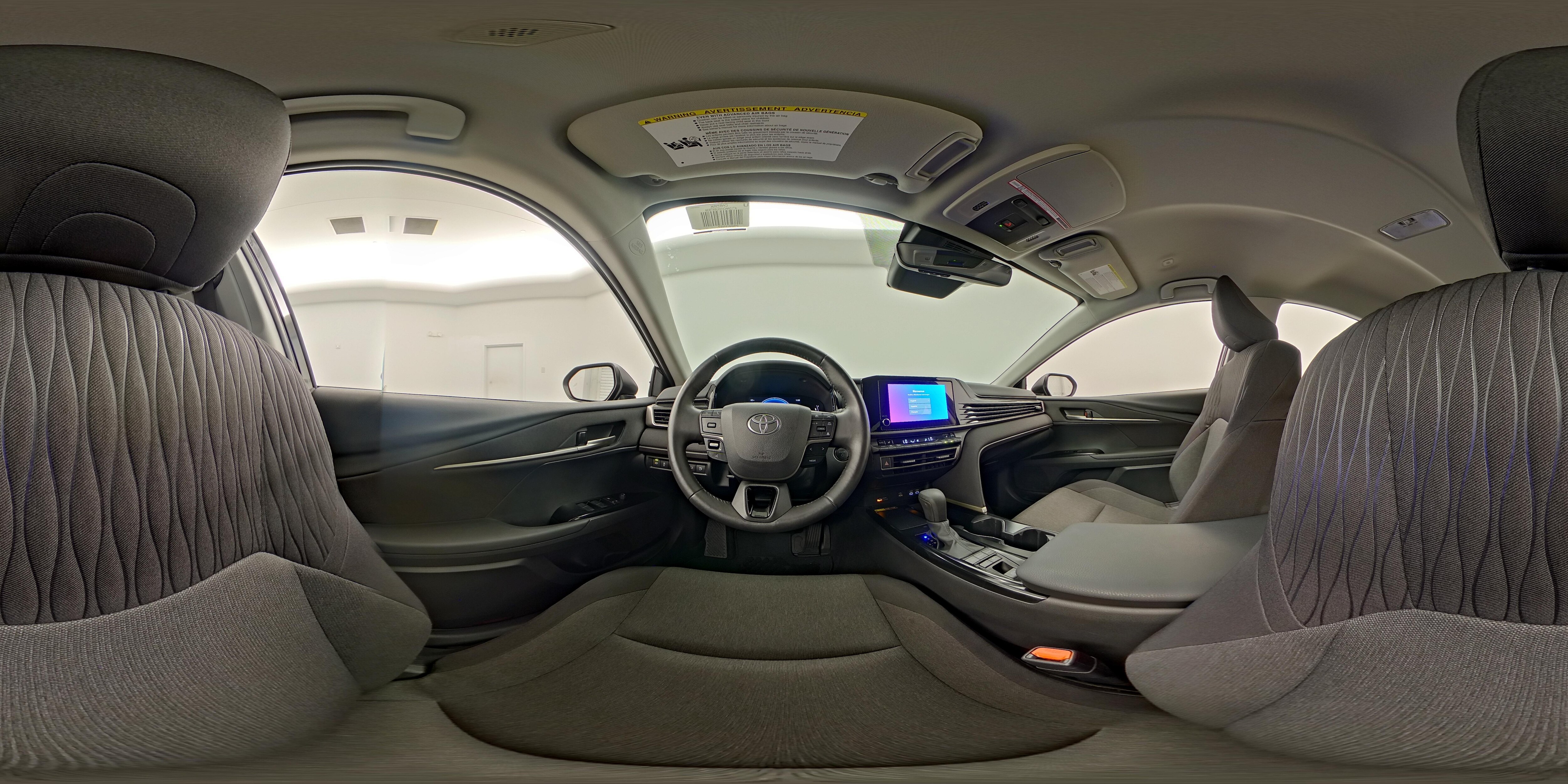 2025 Toyota Camry LE - Photo 27