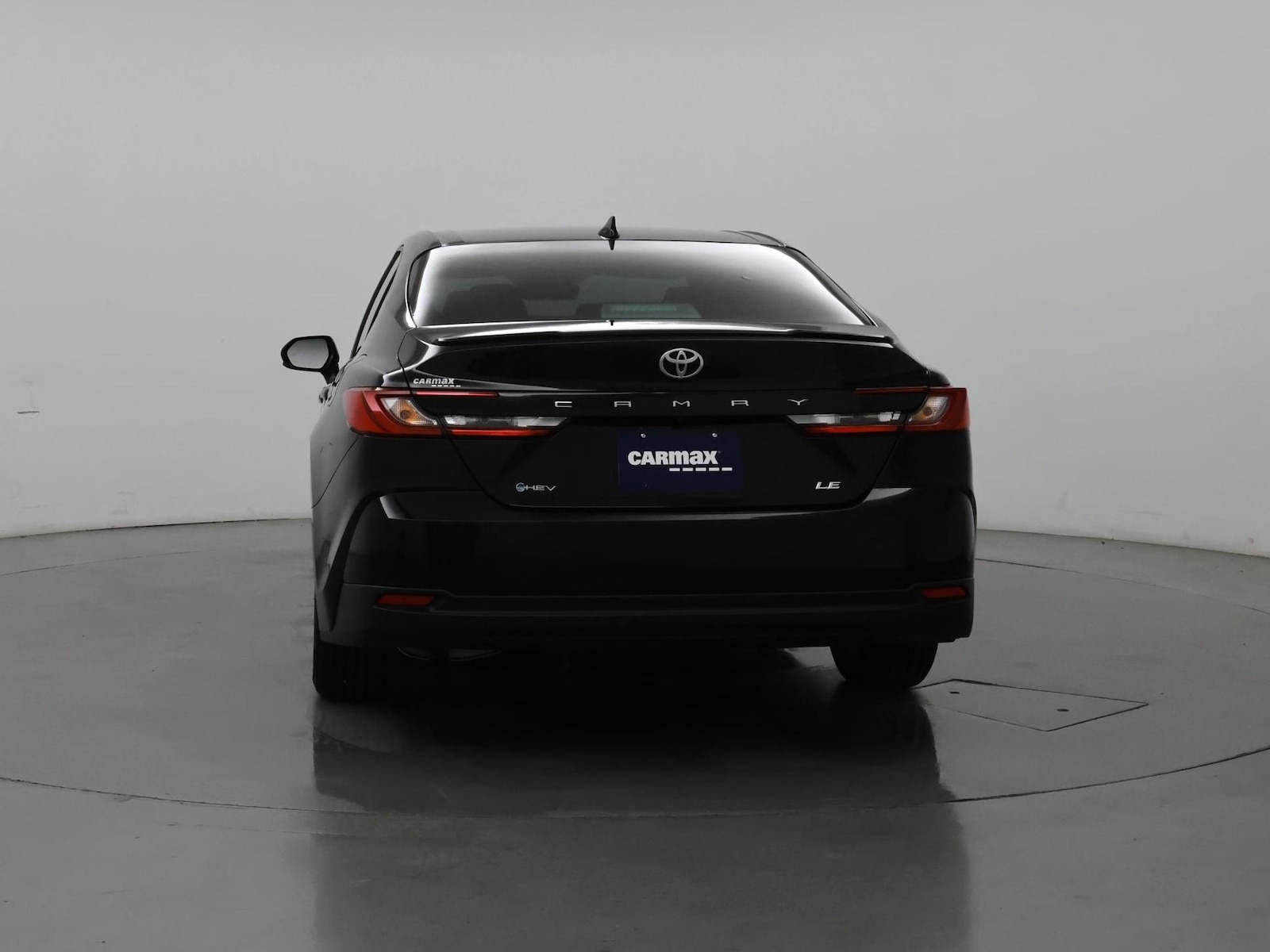 2025 Toyota Camry LE - Photo 7