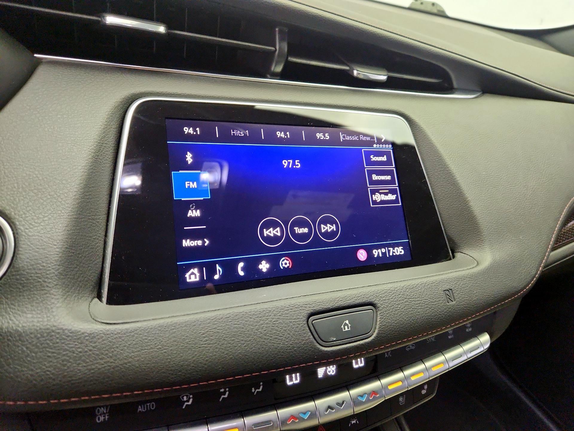 Thumbnail: 2019 Cadillac XT4 - 15