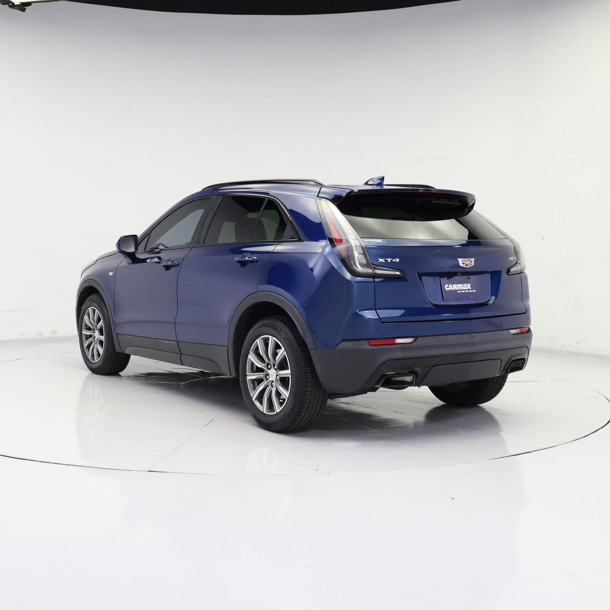 Thumbnail: 2019 Cadillac XT4 - 2