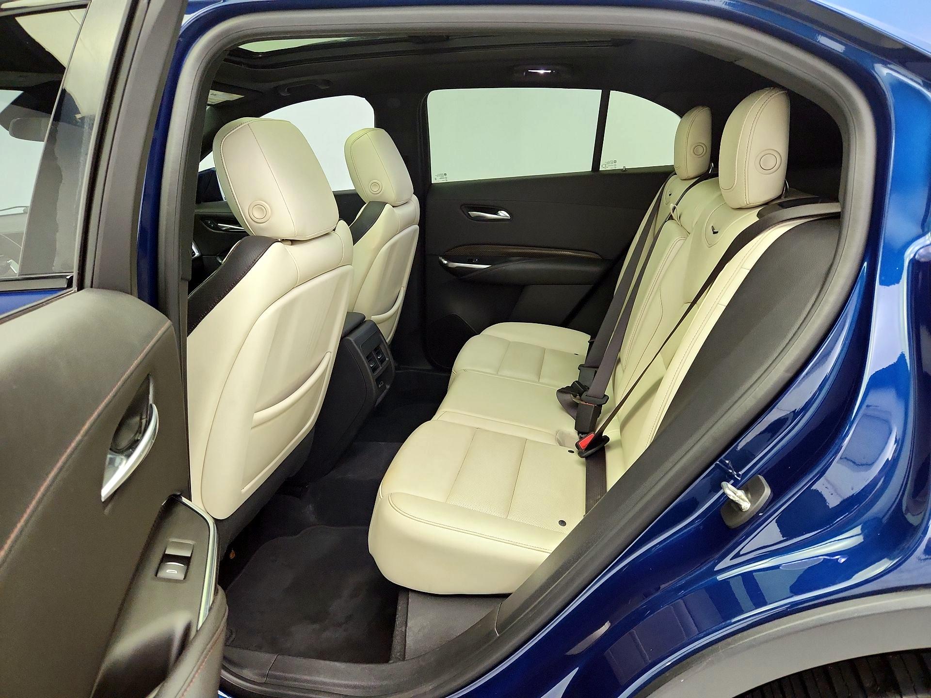 Thumbnail: 2019 Cadillac XT4 - 20