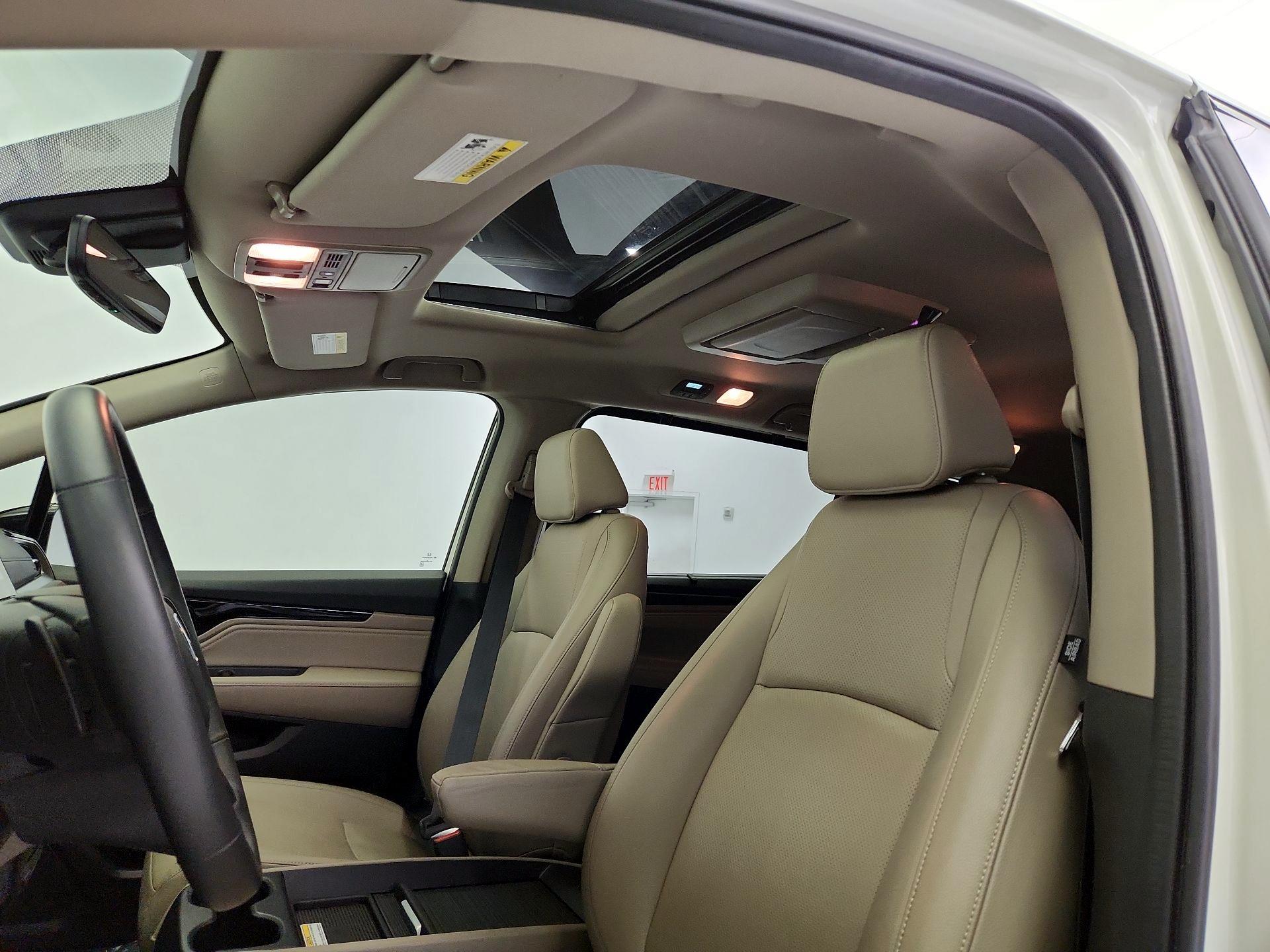 Thumbnail: 2019 Honda Odyssey - 20