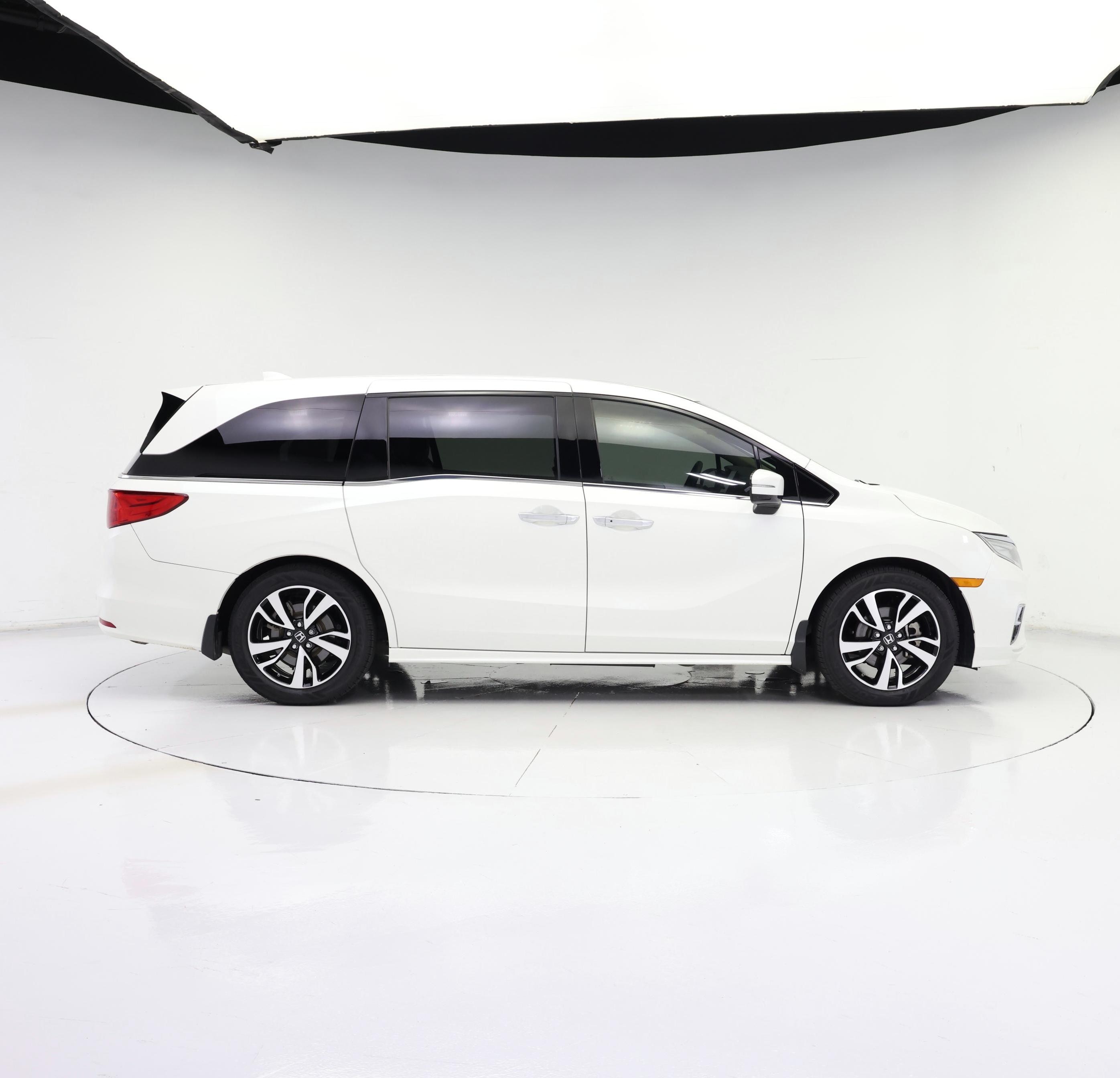 Thumbnail: 2019 Honda Odyssey - 7