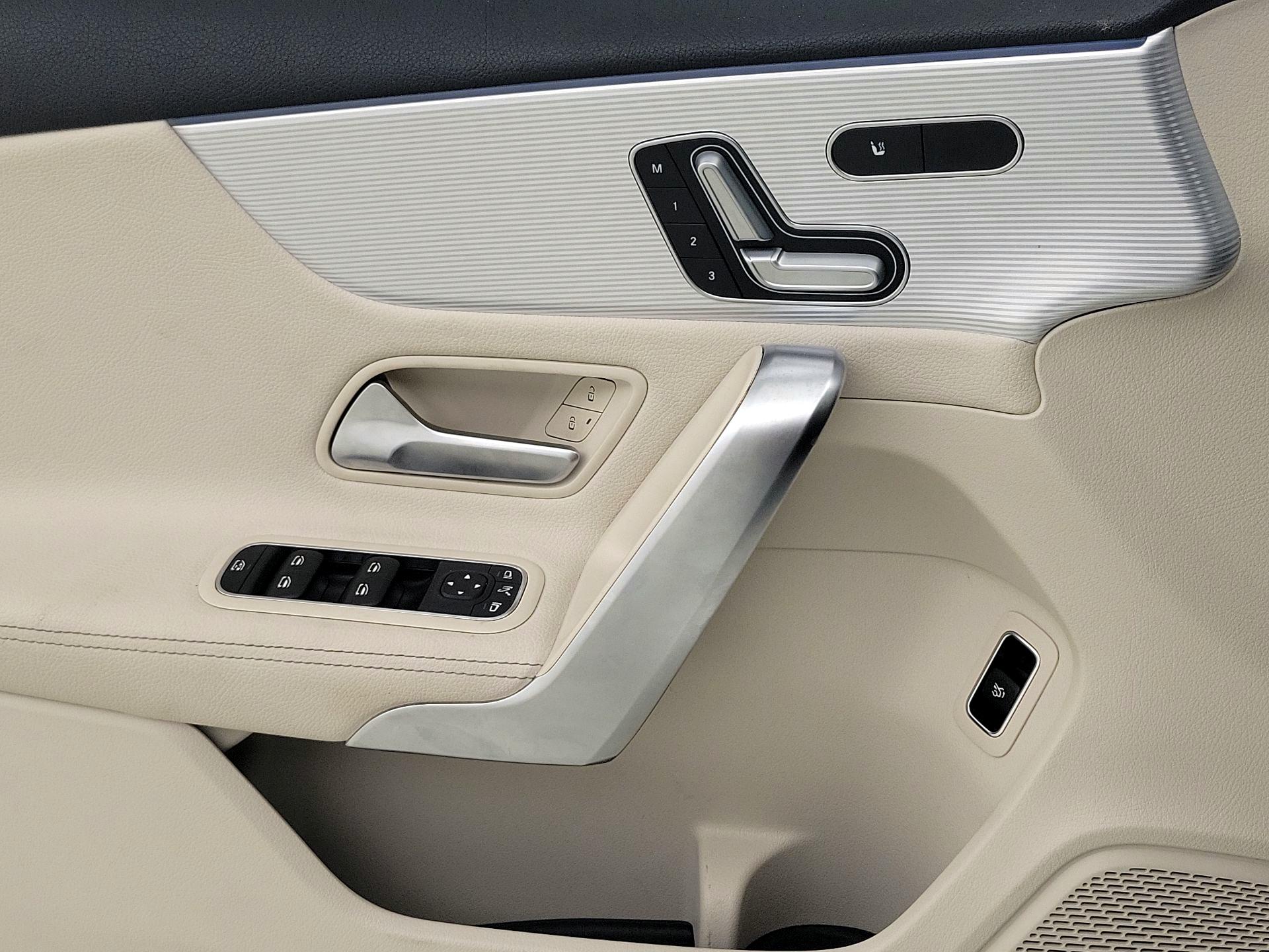 Thumbnail: 2021 Mercedes-Benz A-Class - 12