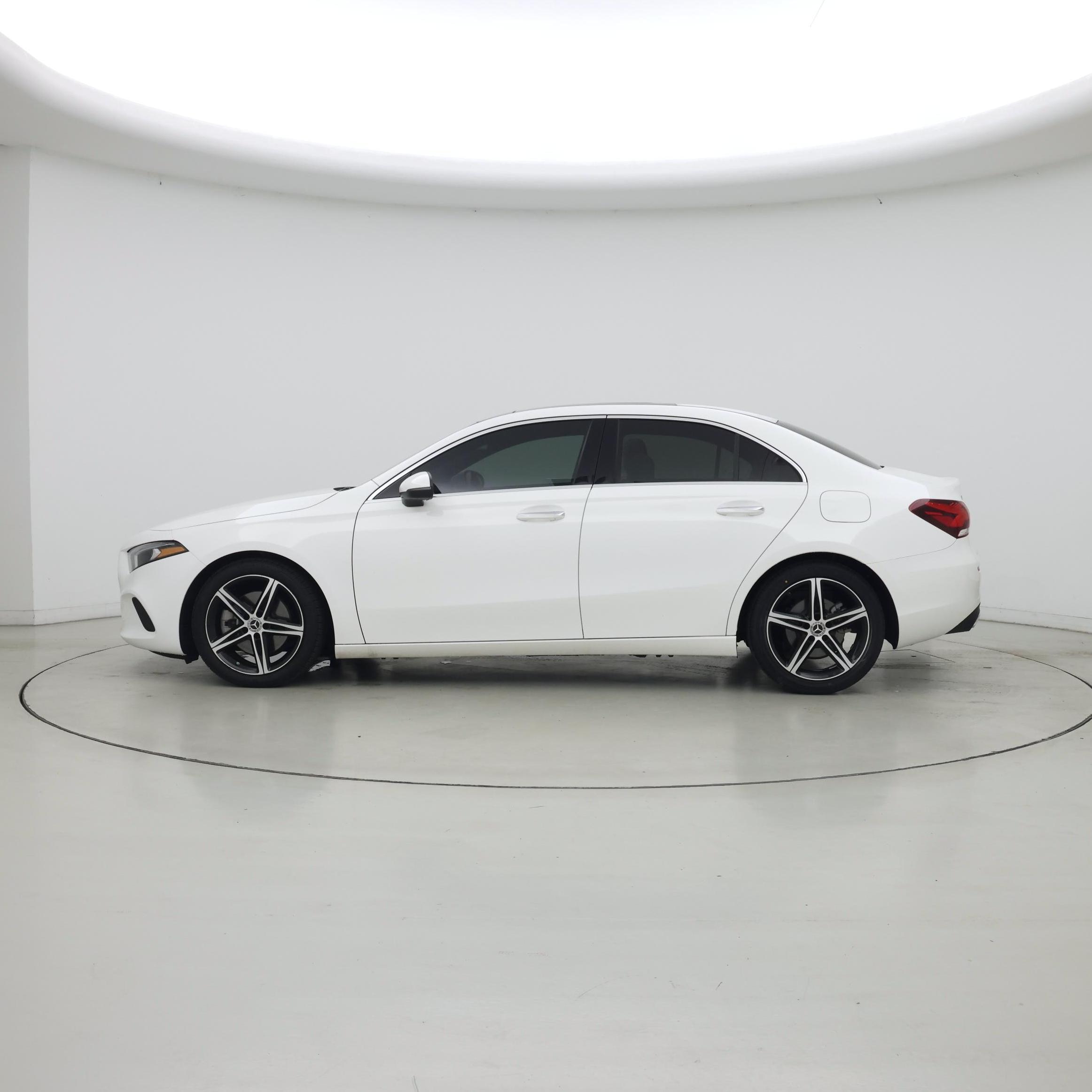 Thumbnail: 2021 Mercedes-Benz A-Class - 3