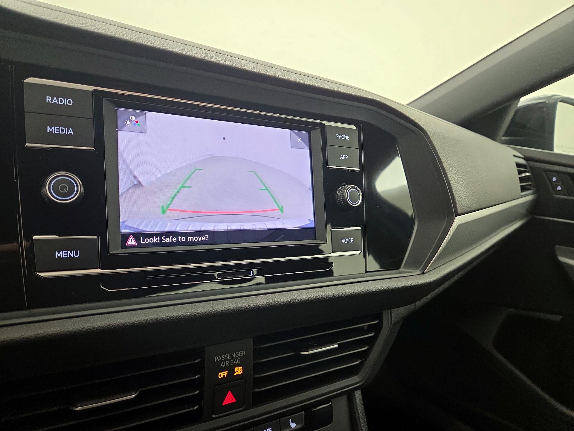 Thumbnail: 2024 Volkswagen Jetta - 14