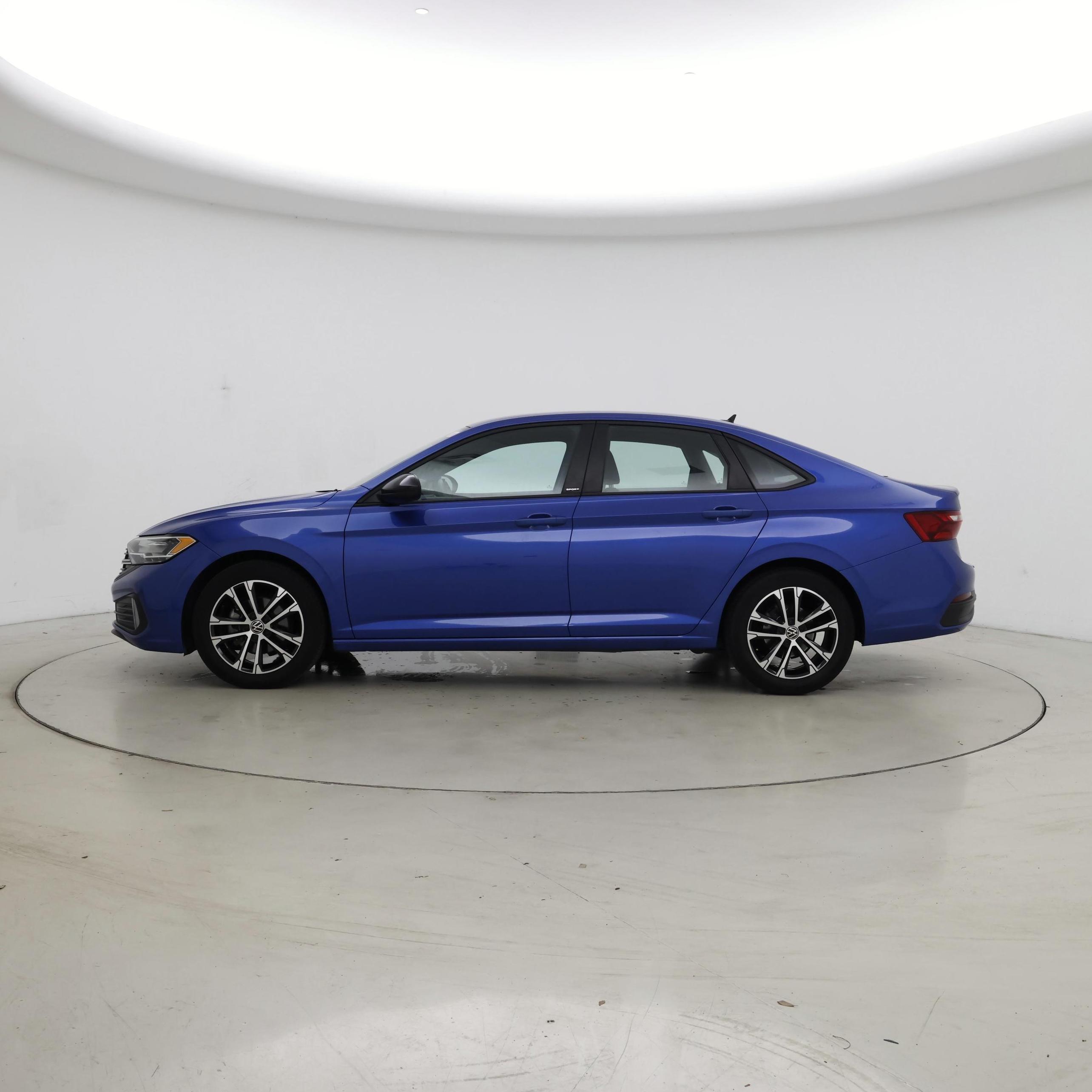 Thumbnail: 2024 Volkswagen Jetta - 3