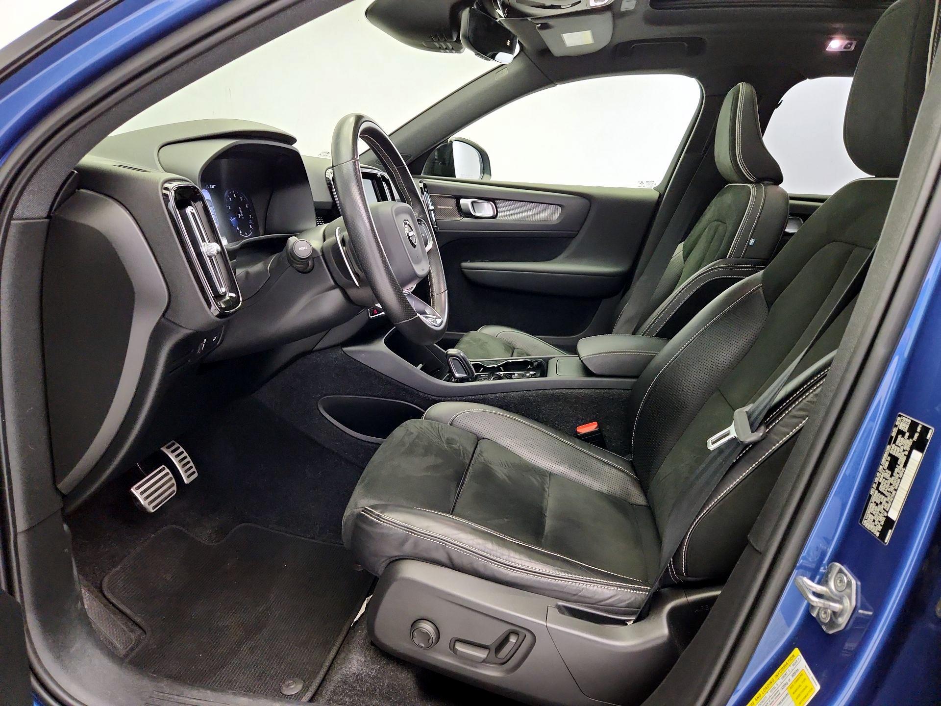 Thumbnail: 2020 Volvo XC40 - 11