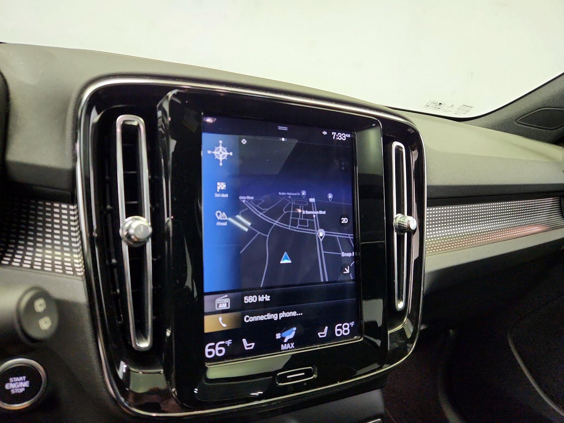 Thumbnail: 2020 Volvo XC40 - 14