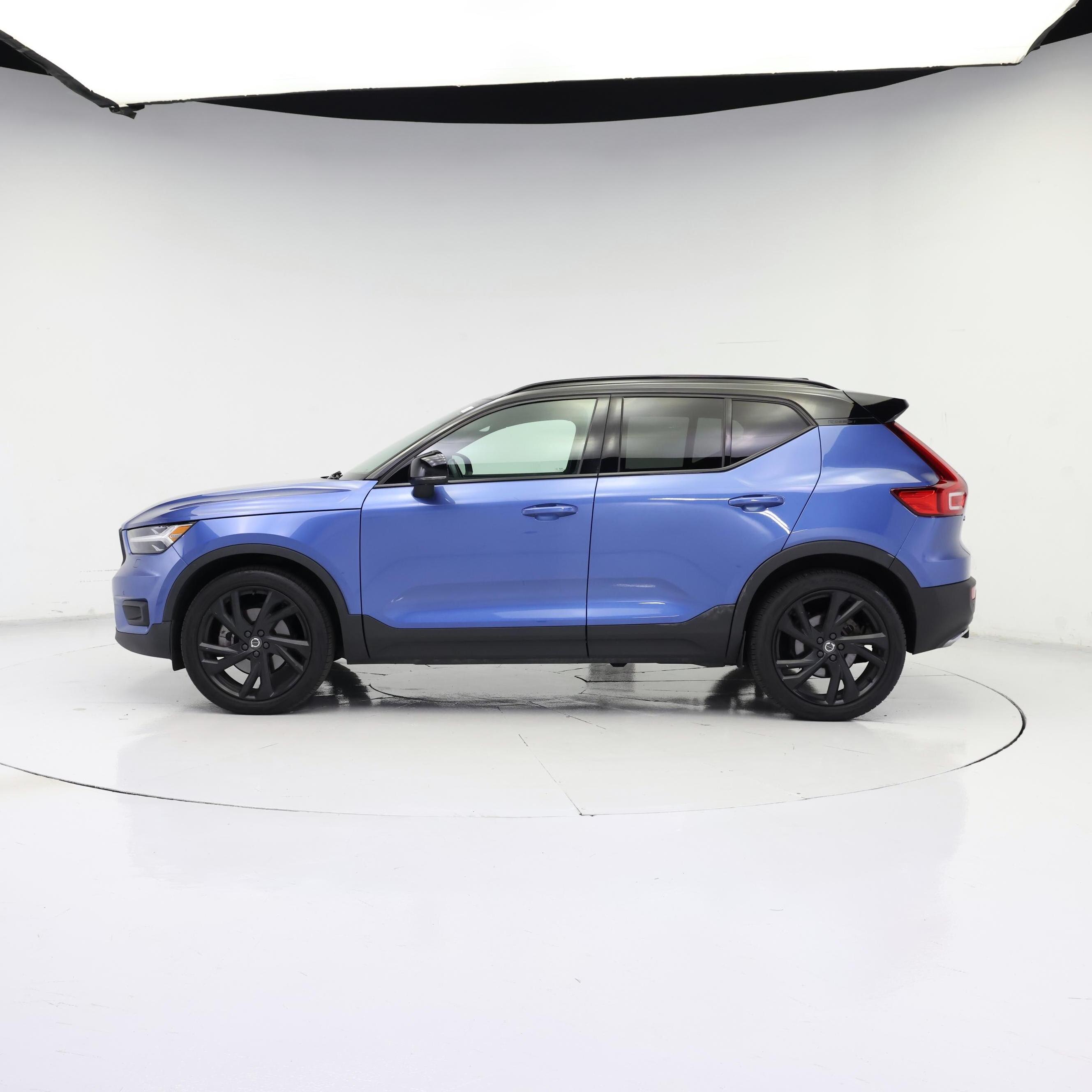 Thumbnail: 2020 Volvo XC40 - 3