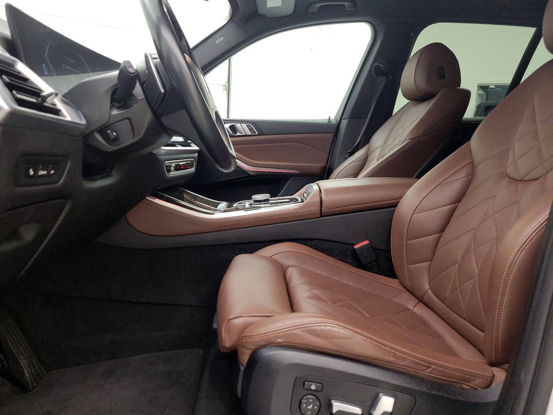 Thumbnail: 2024 BMW X5 - 11