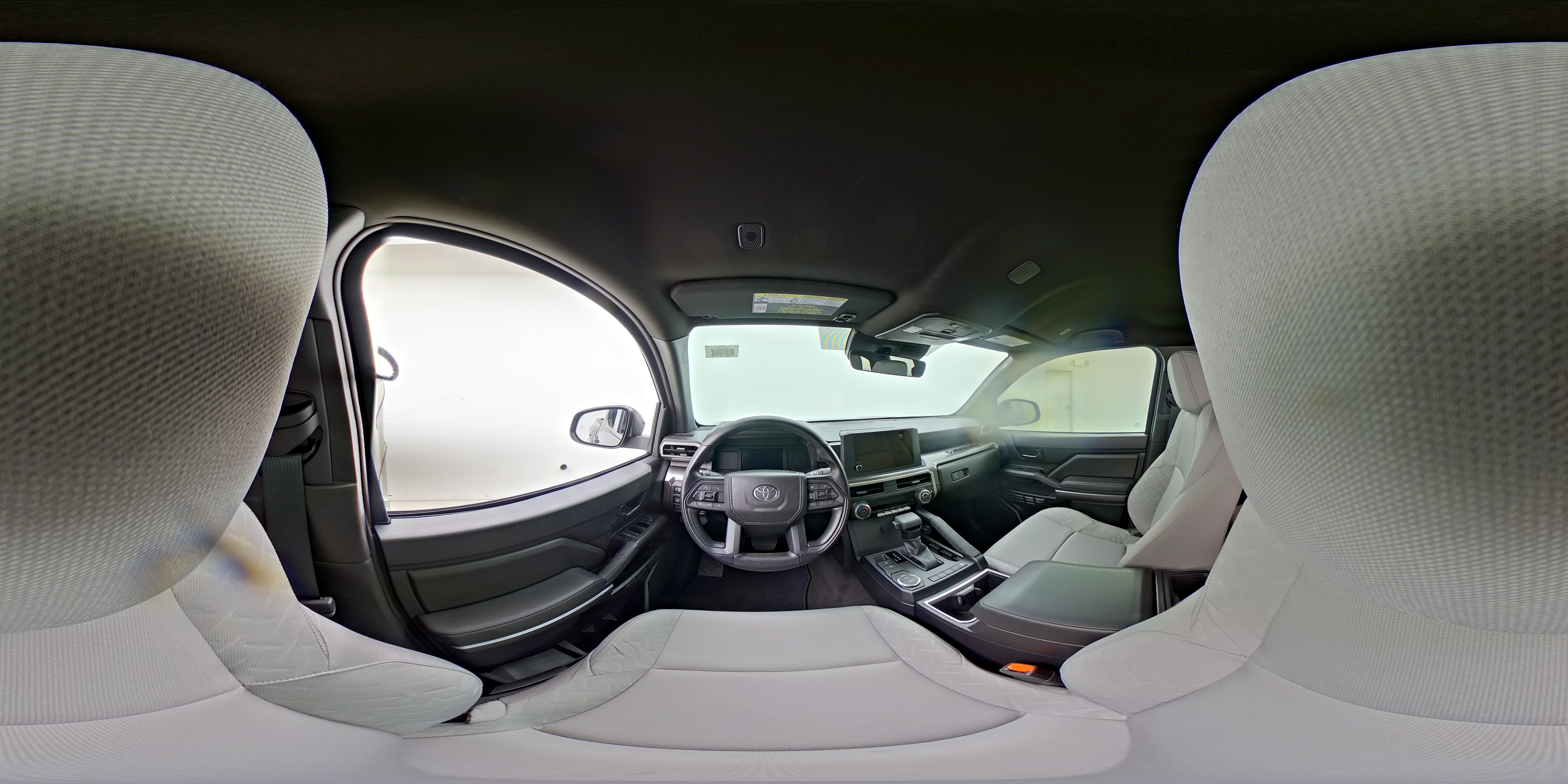 2025 Toyota Tacoma SR5 - Photo 26