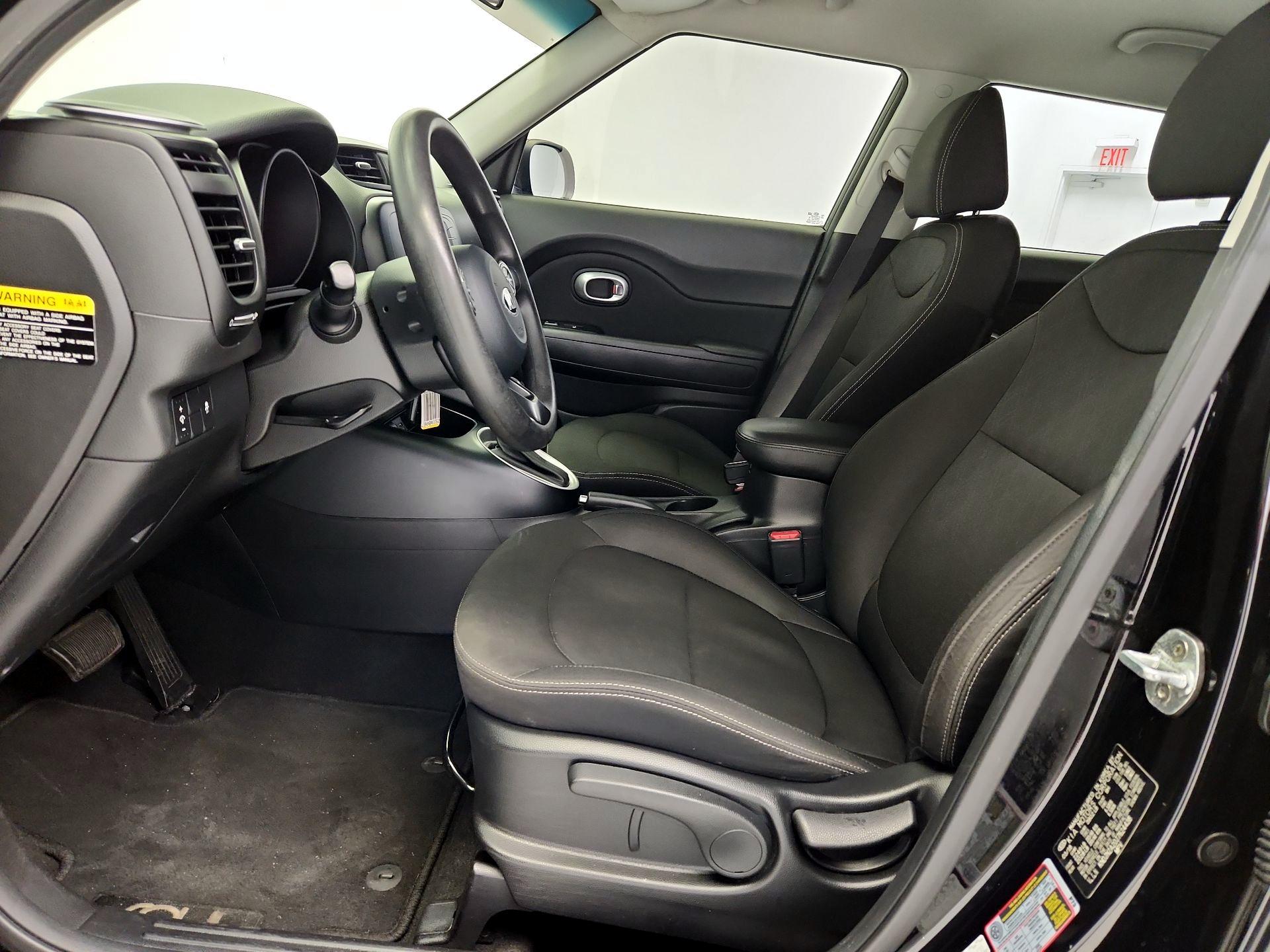 Thumbnail: 2018 Kia Soul - 11