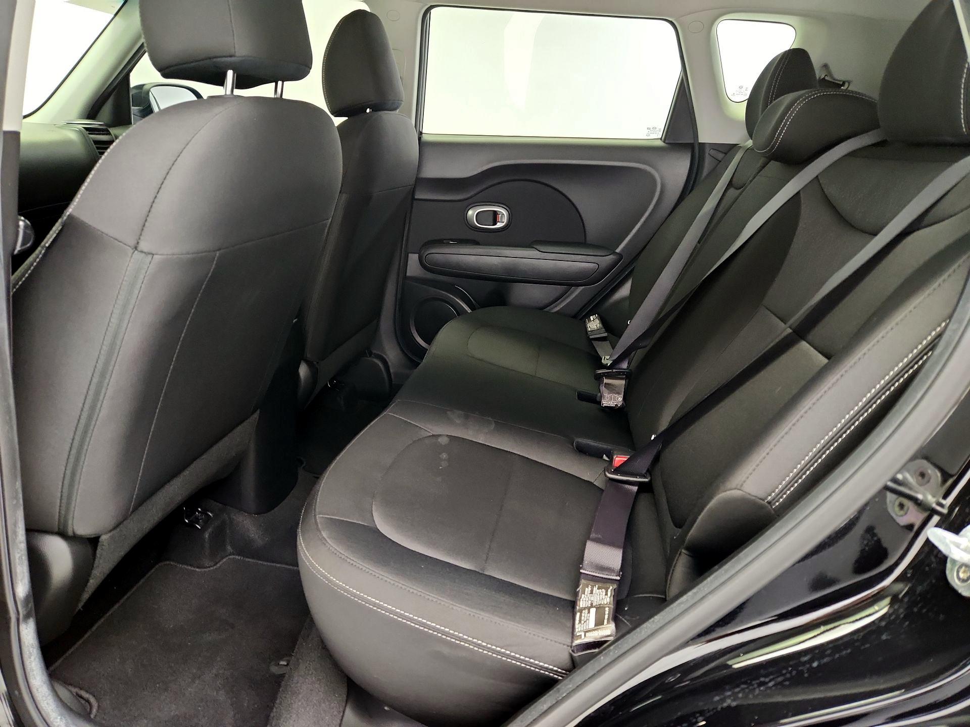 Thumbnail: 2018 Kia Soul - 18