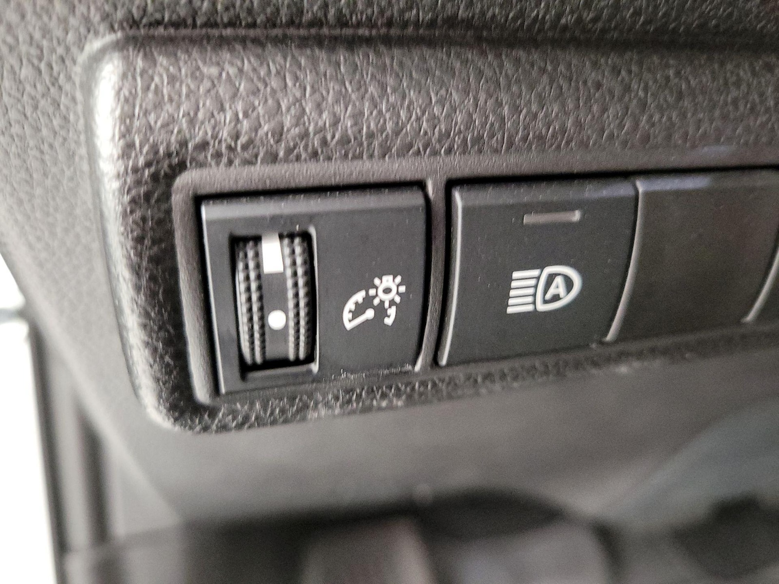 2026 Toyota Corolla SE - Photo 14