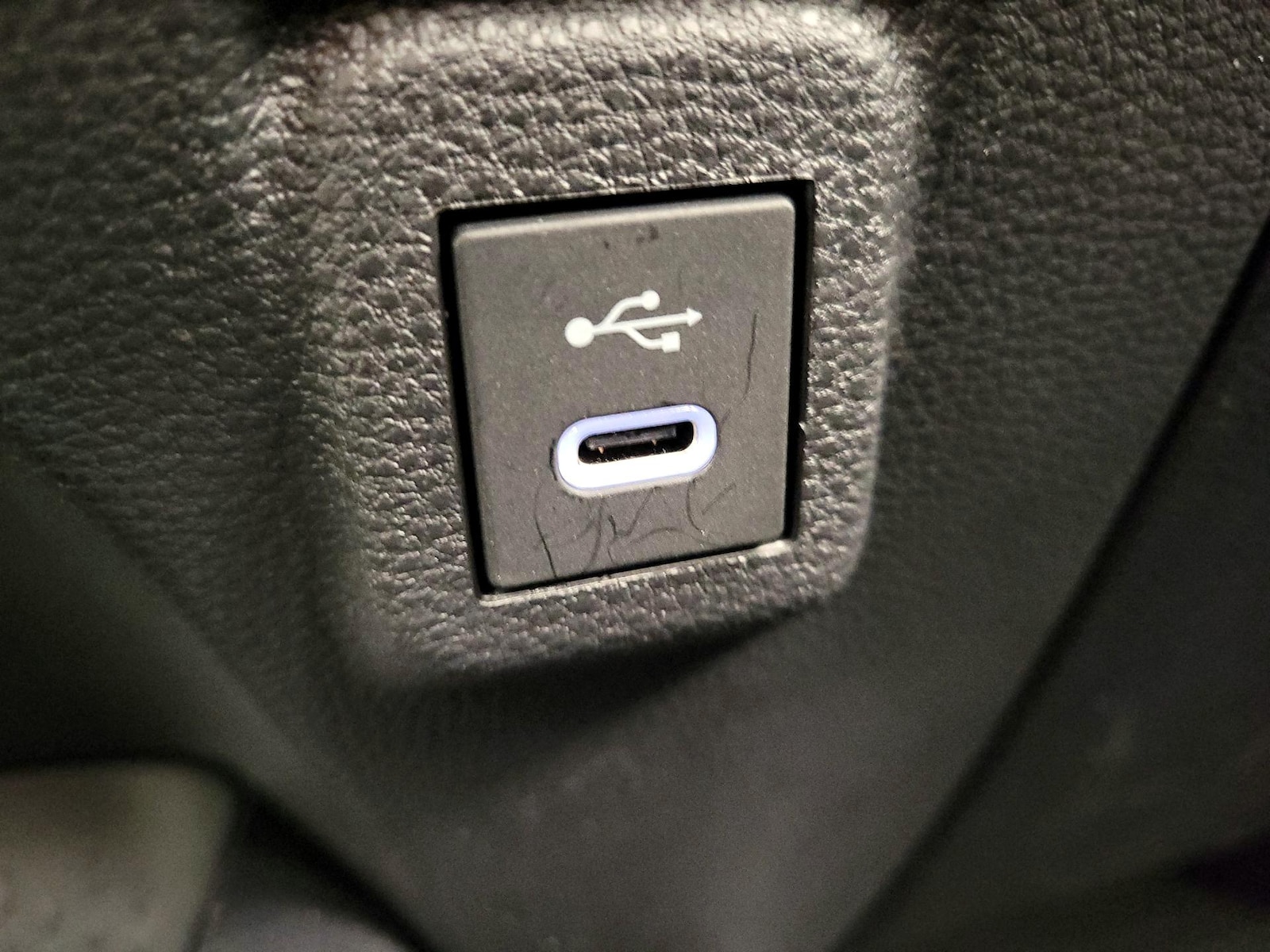 2026 Toyota Corolla SE - Photo 19