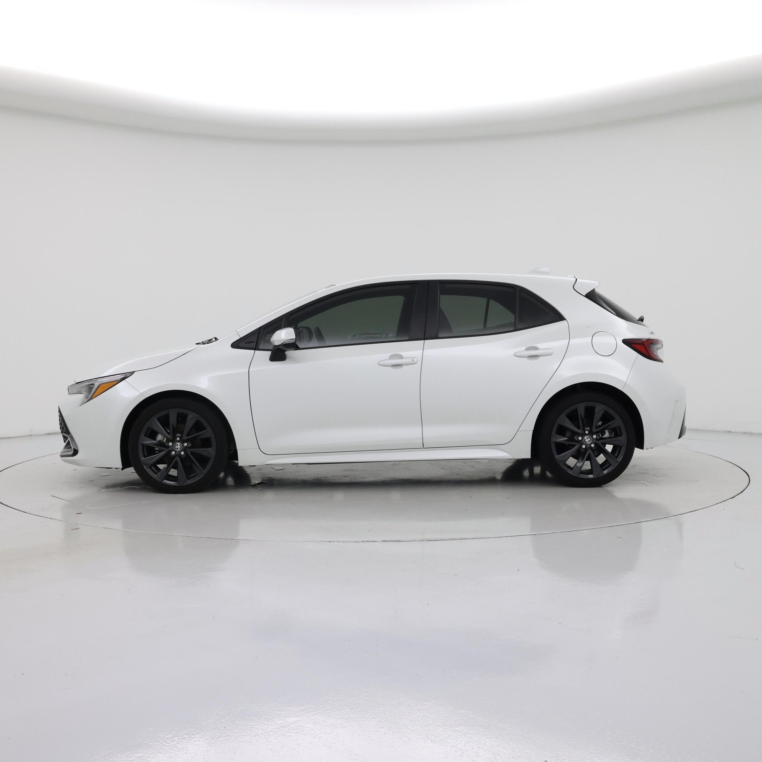 Thumbnail: 2025 Toyota Corolla - 3