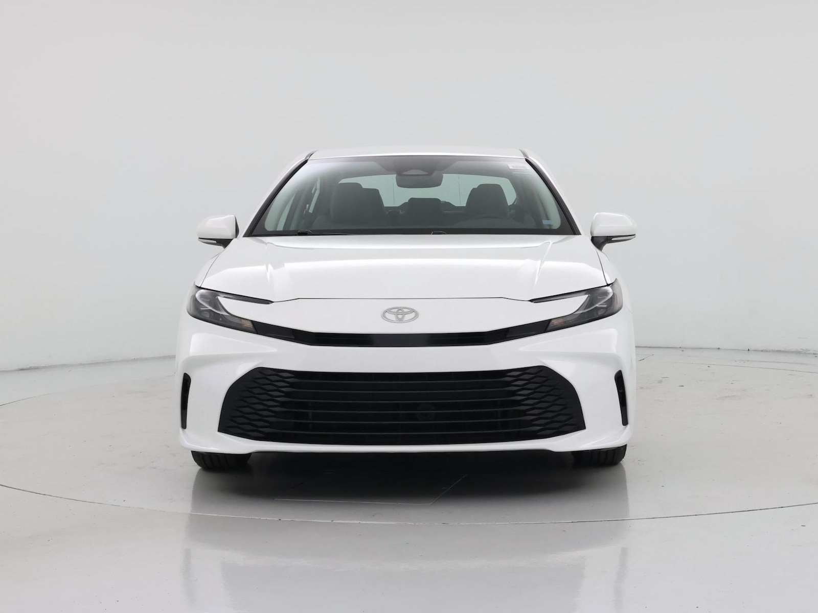 2025 Toyota Camry LE - Photo 6